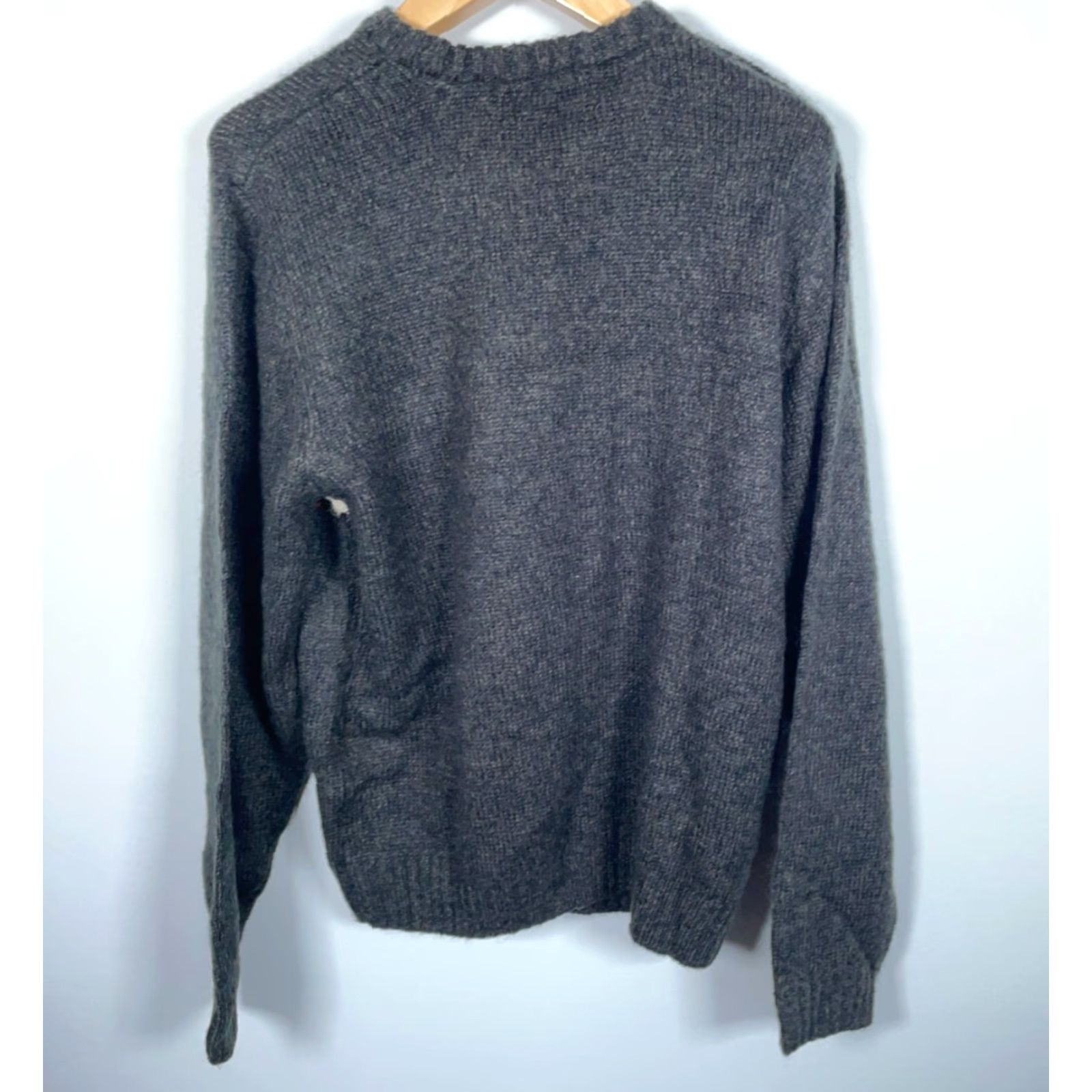 Vintage VINTAGE Tricots St Raphael Fair Isle Sweater Men's Large Charcoal Gray Snowflake Knit Size US L / EU 52-54 / 3 - 2 Thumbnail