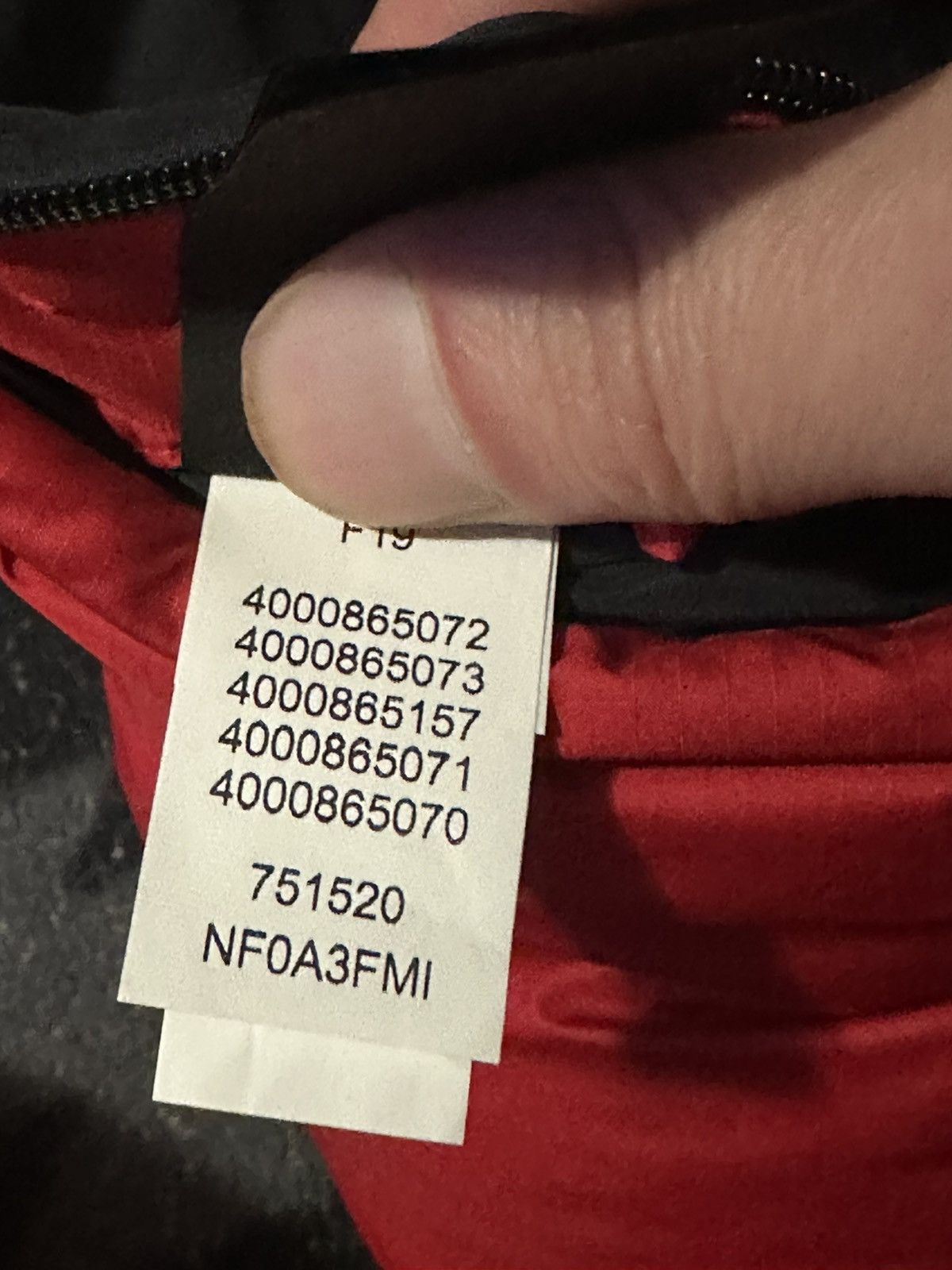The North Face Brand New The North Face 700 puffer scarf/vest Size ONE SIZE - 5 Thumbnail