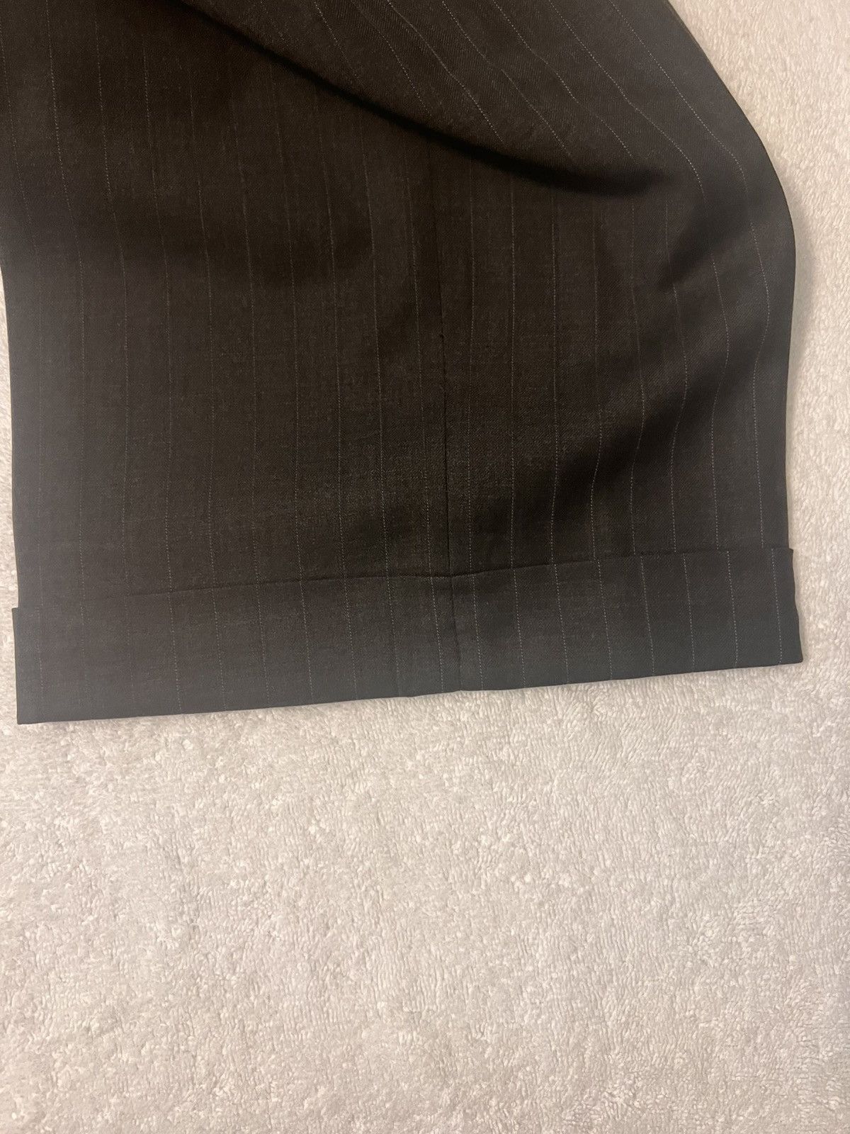 Chaps Ralph Lauren RALPH LAUREN CHAPS 2 PC SUIT- GREY PINSTRIPES- VINTAGE Size 44L - 12 Thumbnail
