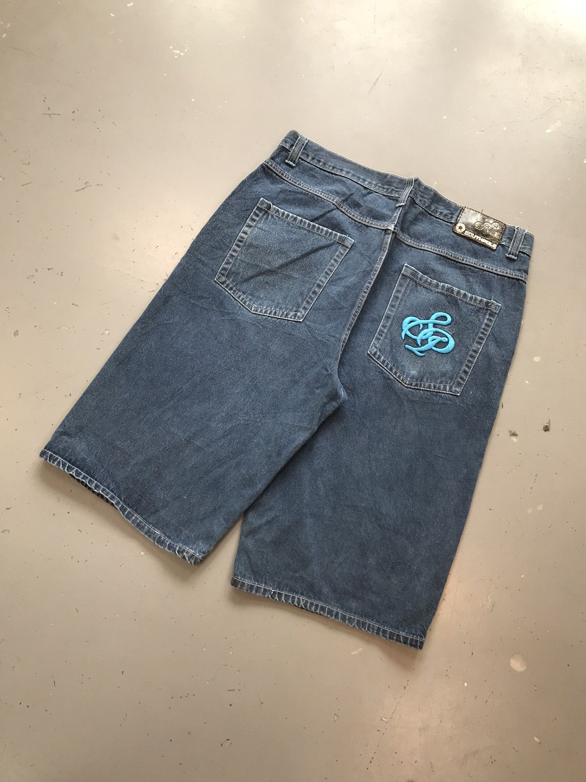 Southpole × Vintage Vintage SouthPole logo embroidered denim jort Size US 40 / EU 56 - 6 Thumbnail