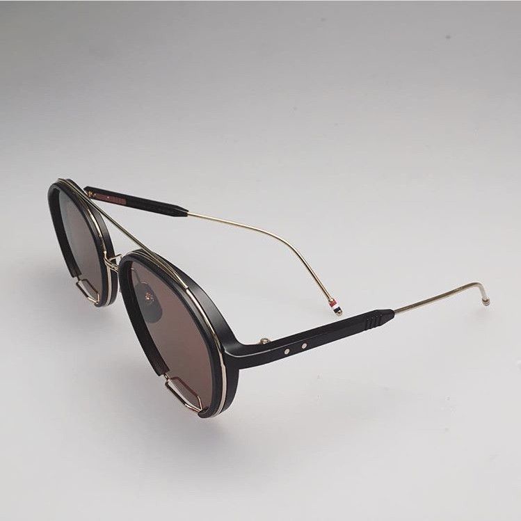 Black/Gold Aviator Sunglasses