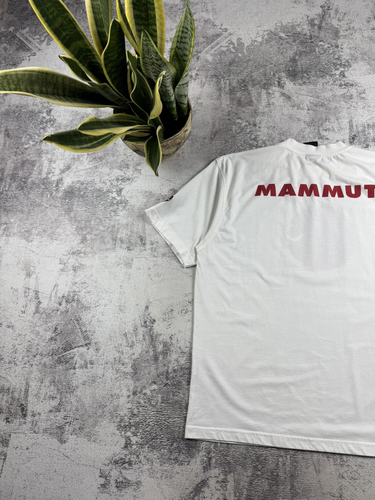 Mammut Mammut Men’s XL White Classic Logo Outdoor Cotton Basic Jersey T Shirt Tee Shirt Size US XL / EU 56 / 4 - 11 Thumbnail