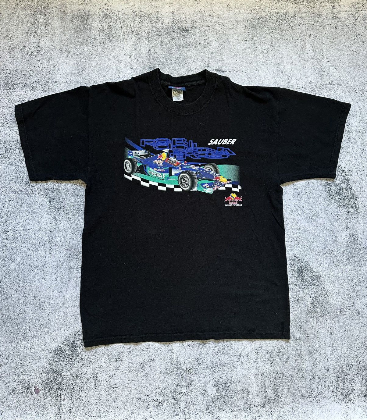 Red Bull Vintage Red Bull Sauber Patronas T-shirt Formula 1 Racing Size US L / EU 52-54 / 3 - 1 Thumbnail