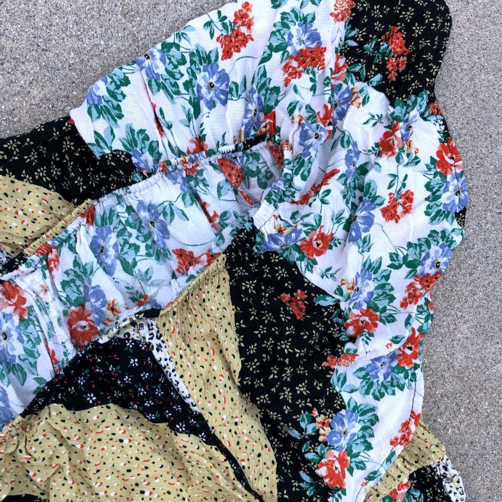 Vintage BLUE BUTTERCUP Floral Jumpsuit Women's LG Ruffle Sleeve USA Rayon Wide Leg Size 36" / US 14 / IT 50 - 4 Thumbnail