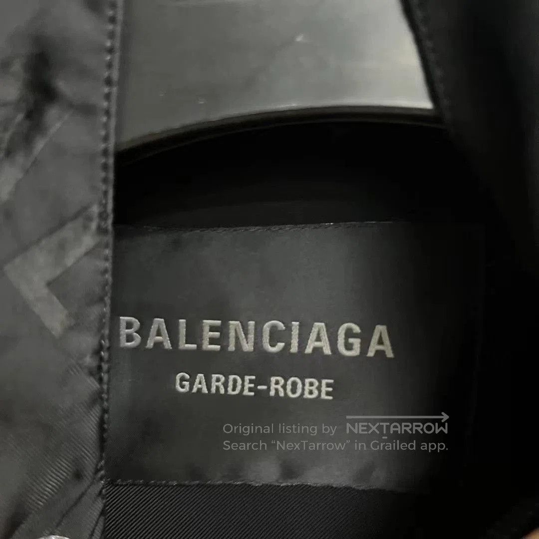 Balenciaga Balenciaga Black Logo Zip Jacket. Size US S / EU 44-46 / 1 - 2 Thumbnail