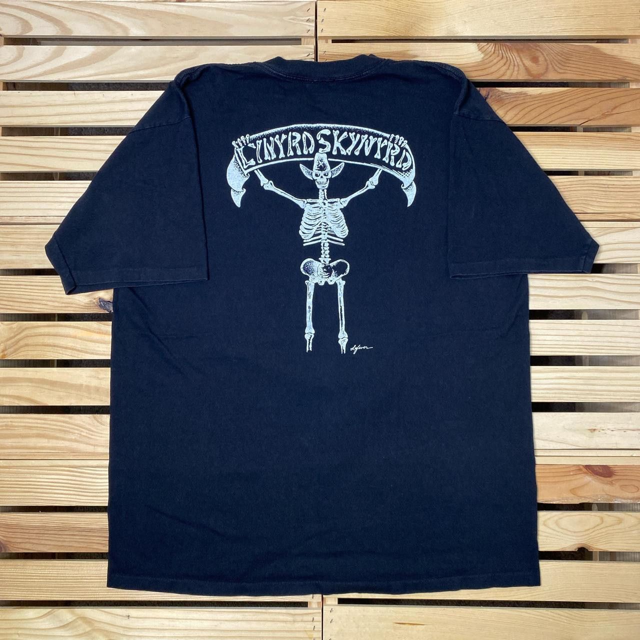Other Vintage Lynyrd Skynyrd Black Band Tee Size XL Size US XL / EU 56 / 4 - 1 Thumbnail
