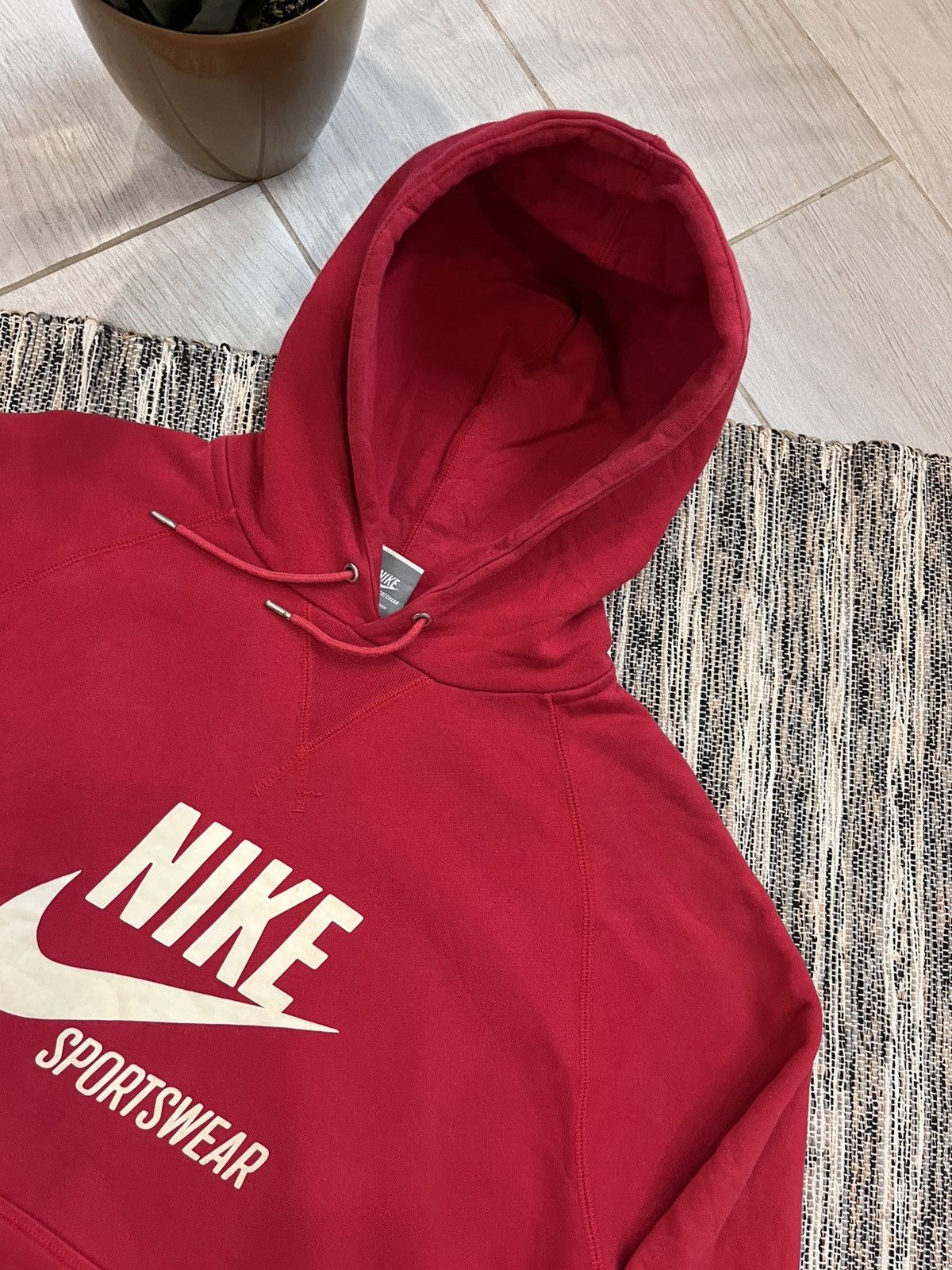Nike × Vintage Vintage Nike Sportswear Hoodie red blank logo sweatshirt Size US L / EU 52-54 / 3 - 5 Thumbnail