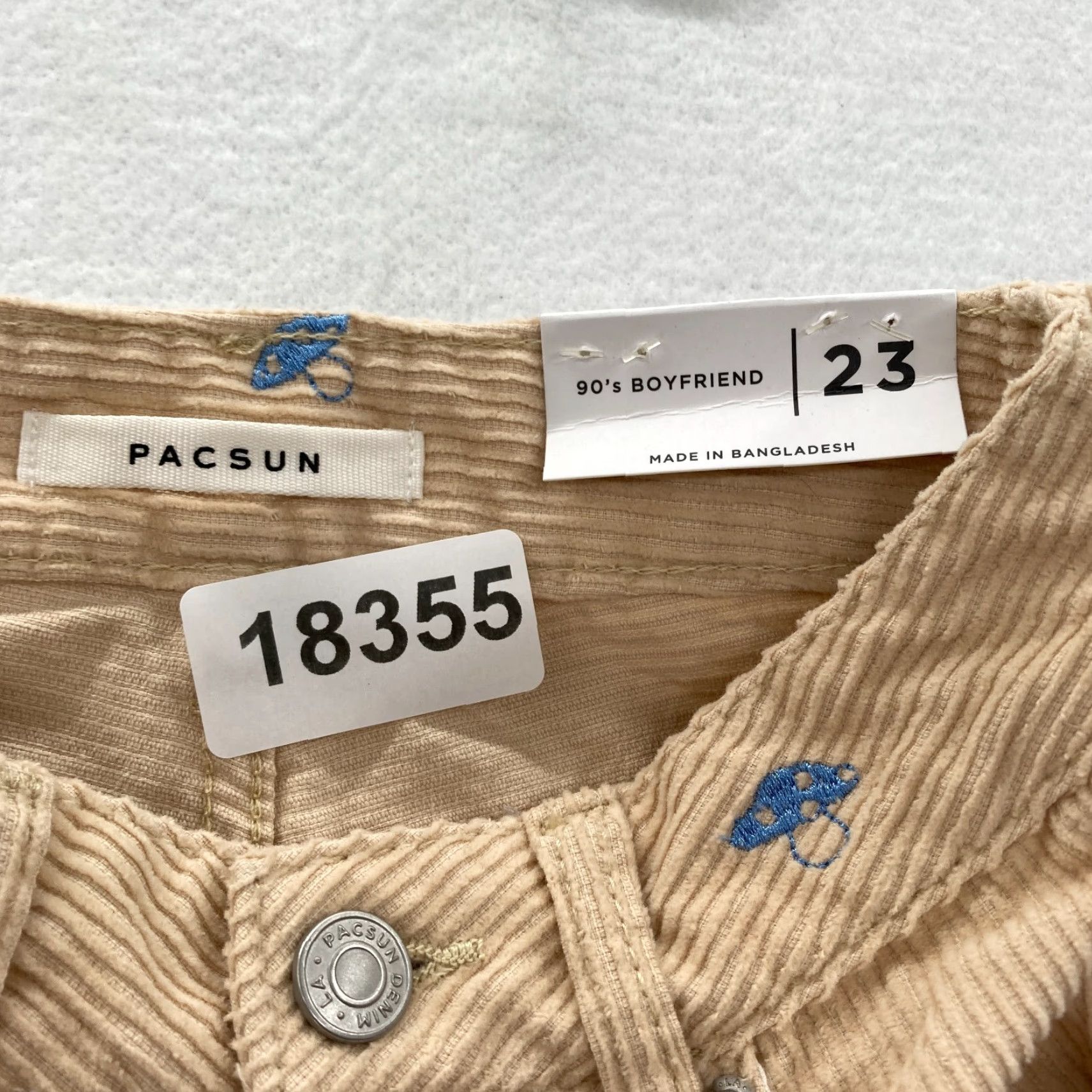 Pacsun Pacsun 90's Boyfriend Pants Women's 23 Brown Corduroy Embroidered Mushroom NWT Size 40" / US 18 - 6 Thumbnail