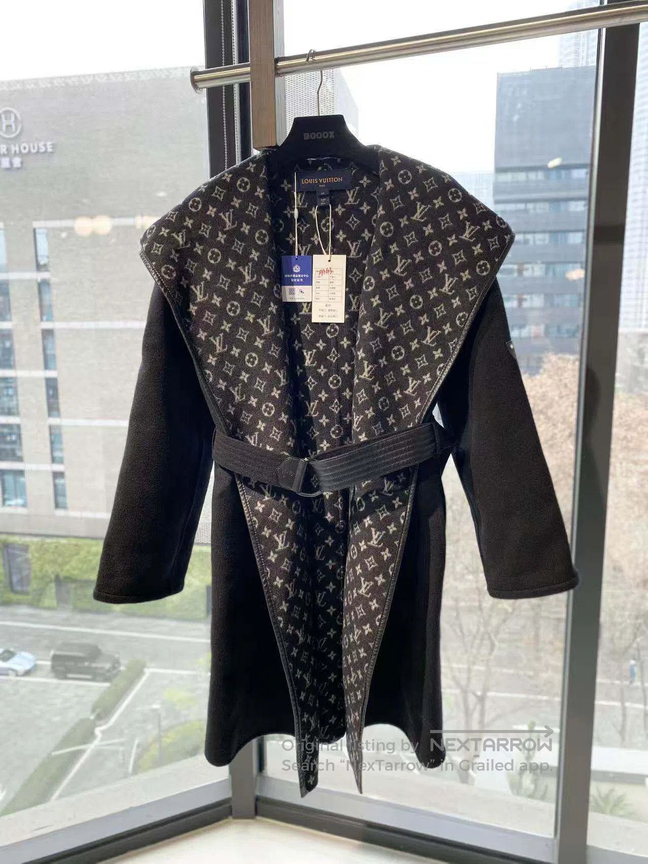 Louis Vuitton Louis Vuitton The old flower is full of printed bathrobes Size XXS / US 00 / IT 34 - 2 Thumbnail
