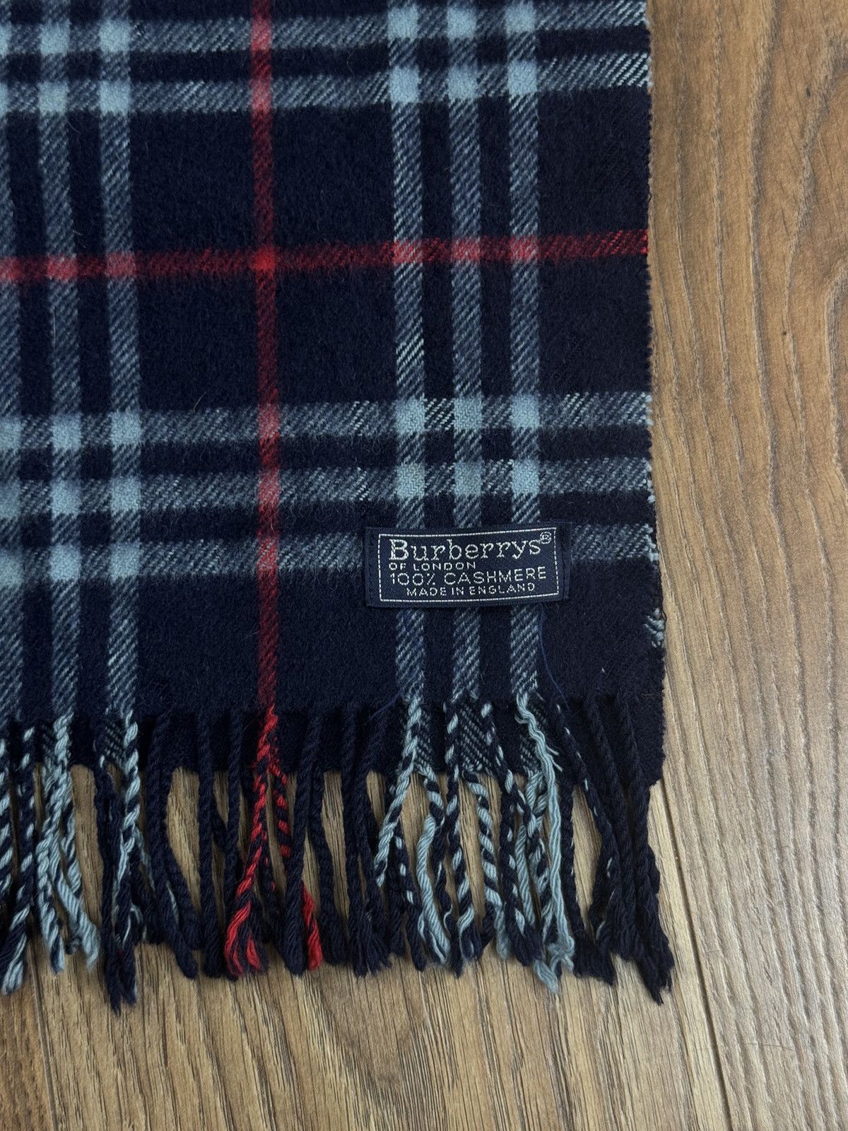 Burberry Vintage cashmere scarf Burberry’s 90s original luxury item Size ONE SIZE - 2 Thumbnail