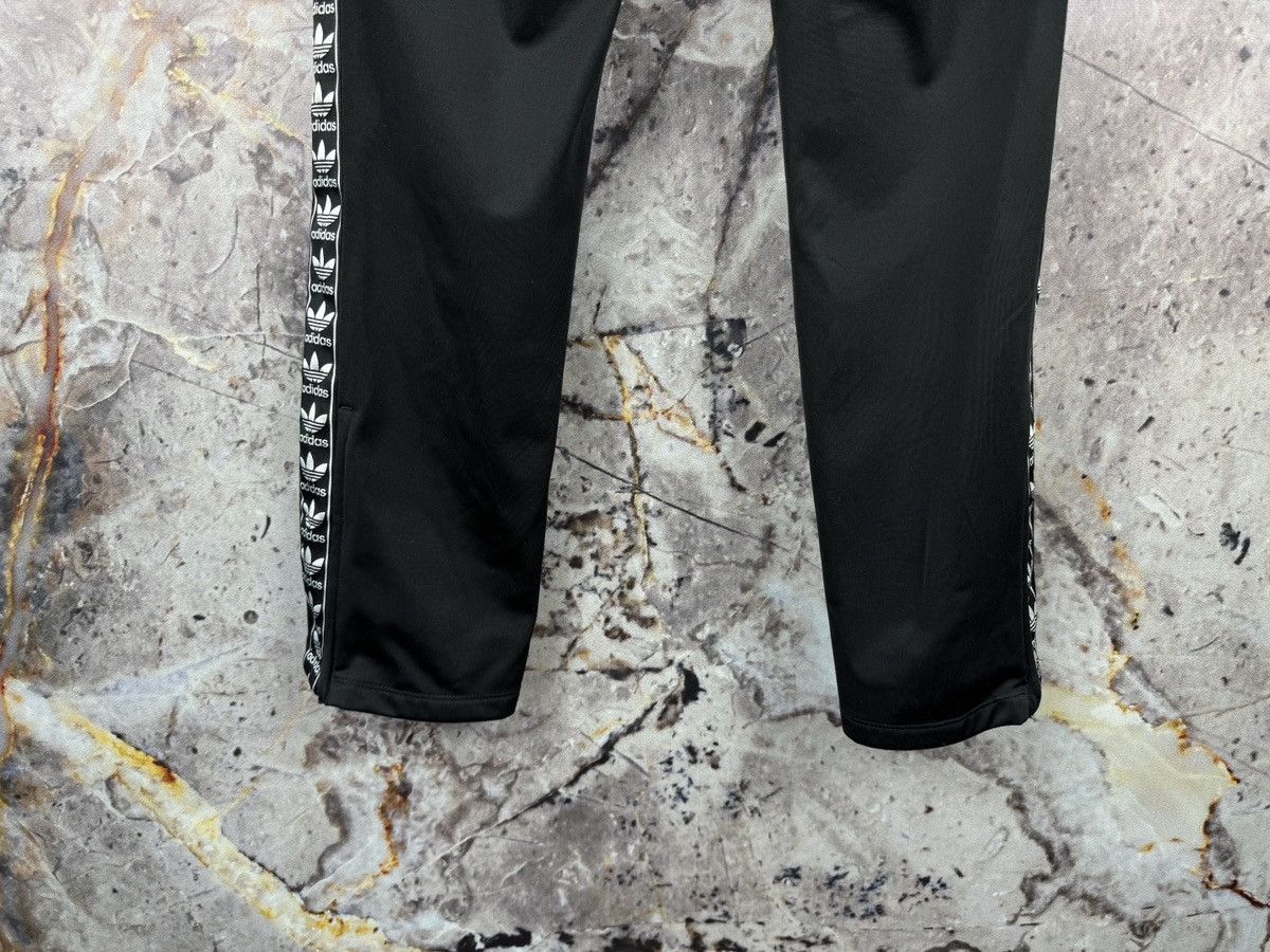 Adidas Adidas Navy Track Pants Athletic Joggers With Side Stripes Size 34" / US 12 / IT 48 - 11 Thumbnail