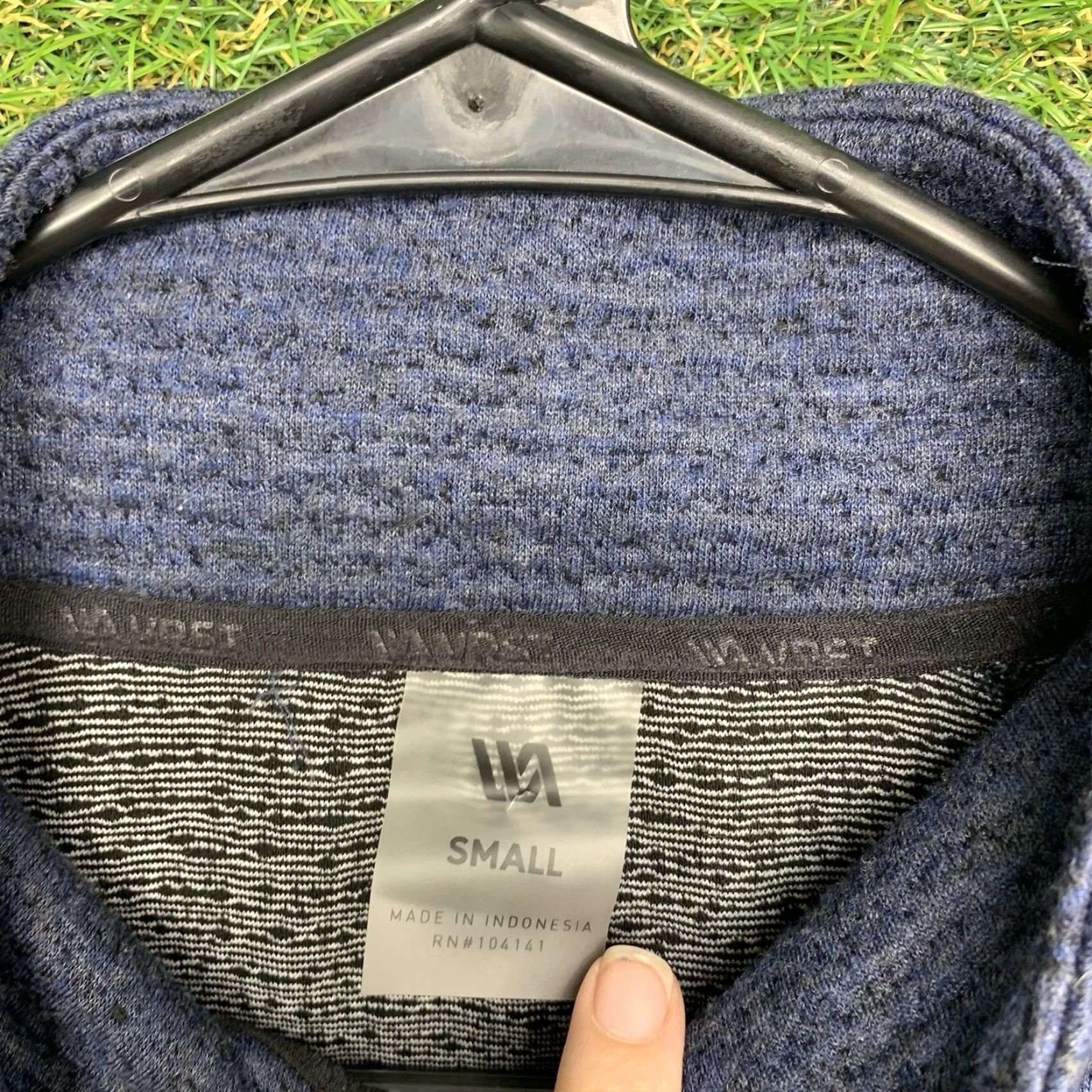 Vintage VINTAGE VRST Sweatshirt Men Small 1/4 Zip Pullover Casual Activewear Blue 90s Size US S / EU 44-46 / 1 - 3 Thumbnail