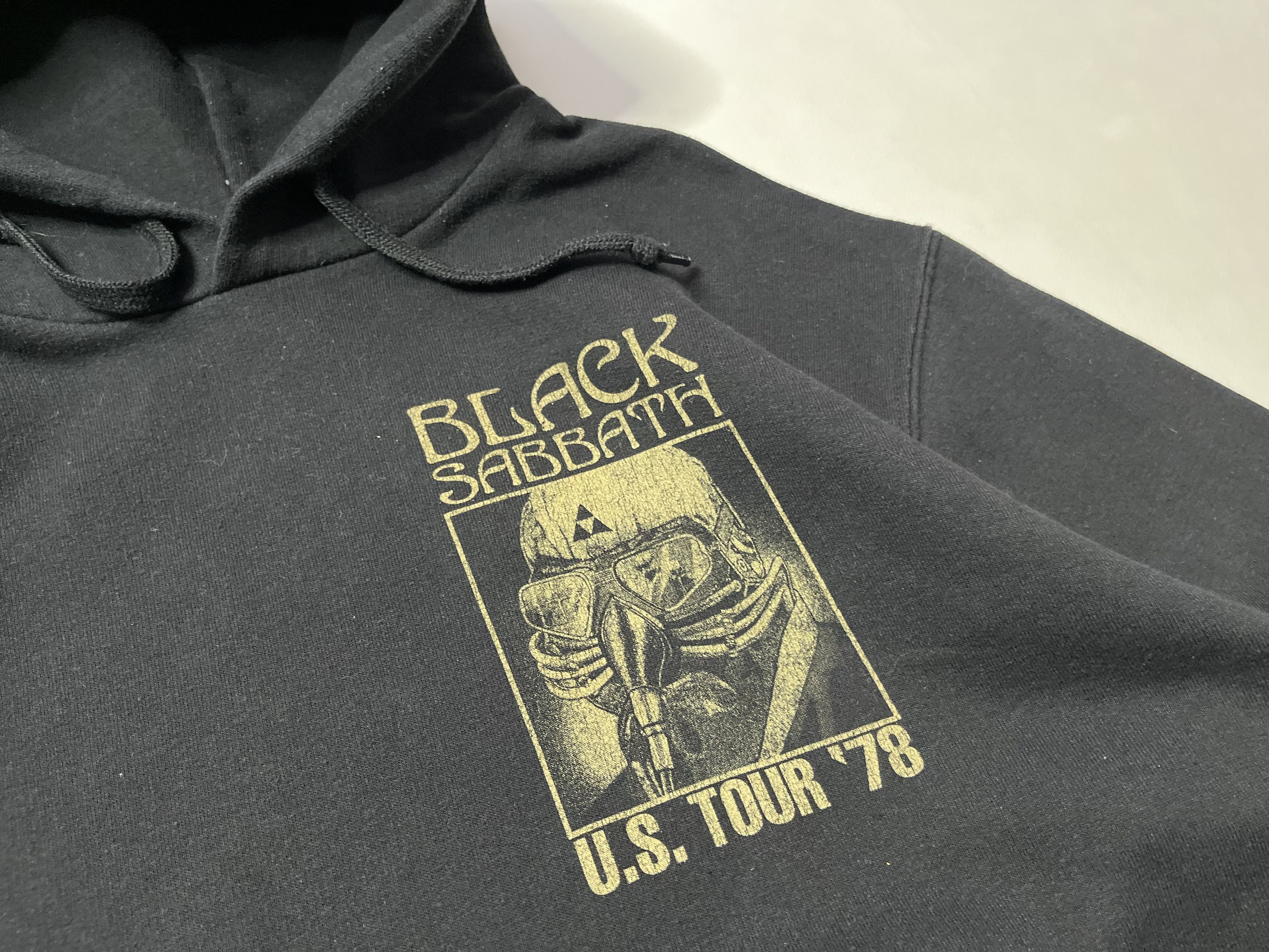 Band Tees Black Sabbath hoodie Size US M / EU 48-50 / 2 - 6 Thumbnail