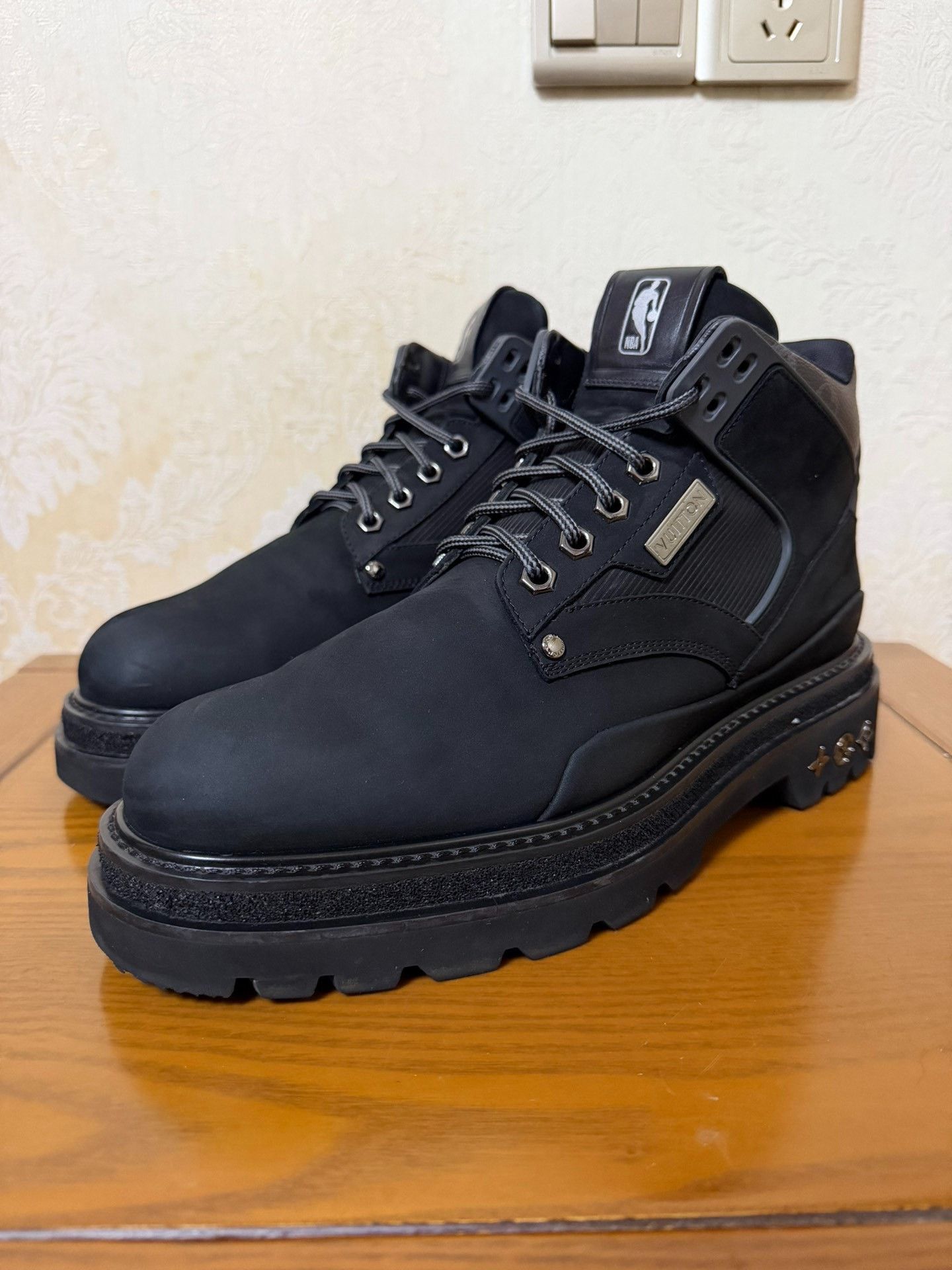 Louis Vuitton Louis Vuitton Collab Black Boots 9 Men Size US 9 / EU 42 - 1 Thumbnail