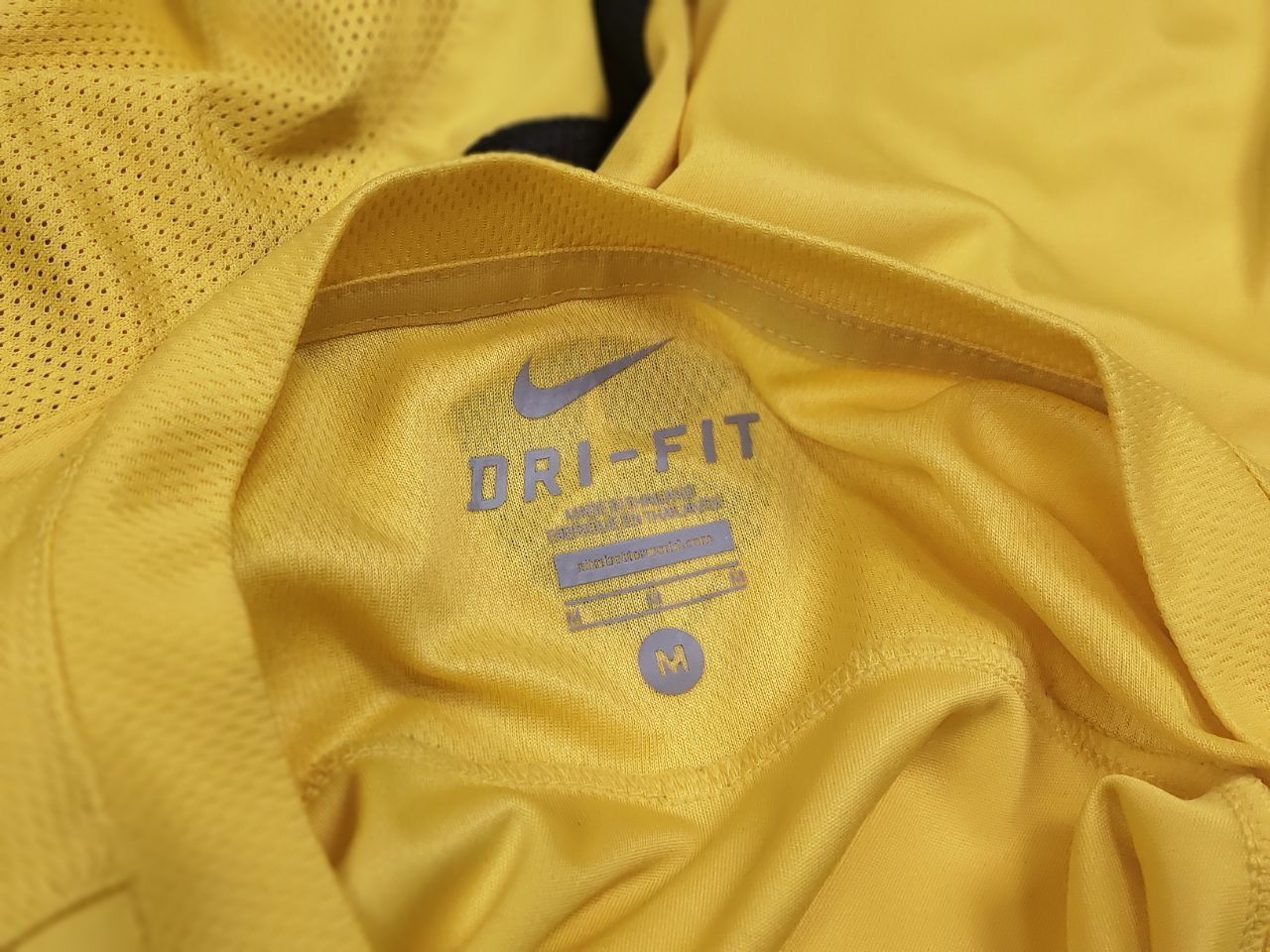 Nike Nike Barcelona Training football shirt Long Sleeve jersey Size US M / EU 48-50 / 2 - 15 Thumbnail
