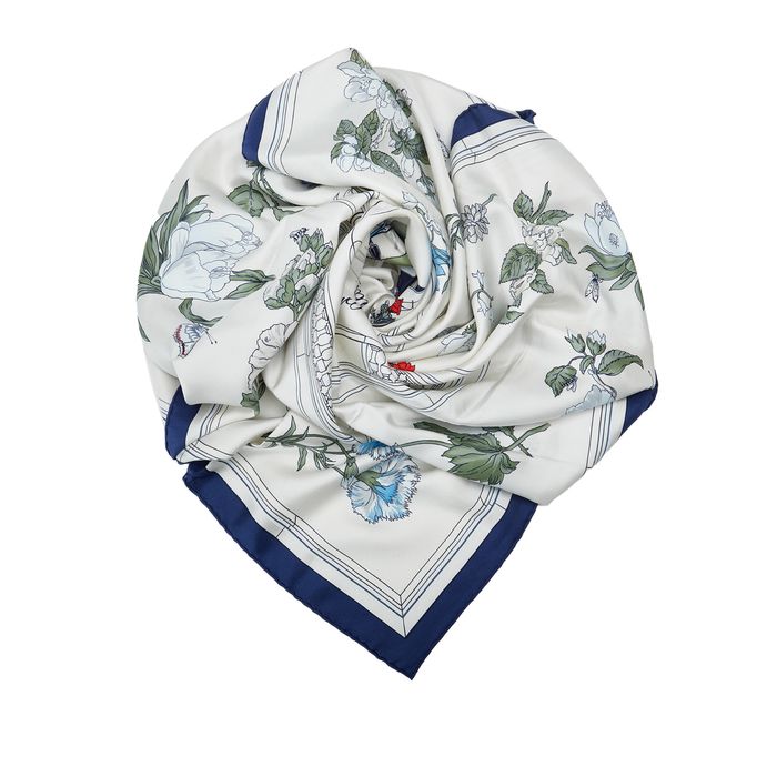 Hermes Hermes Aux Fleurs Silk Scarf | Grailed