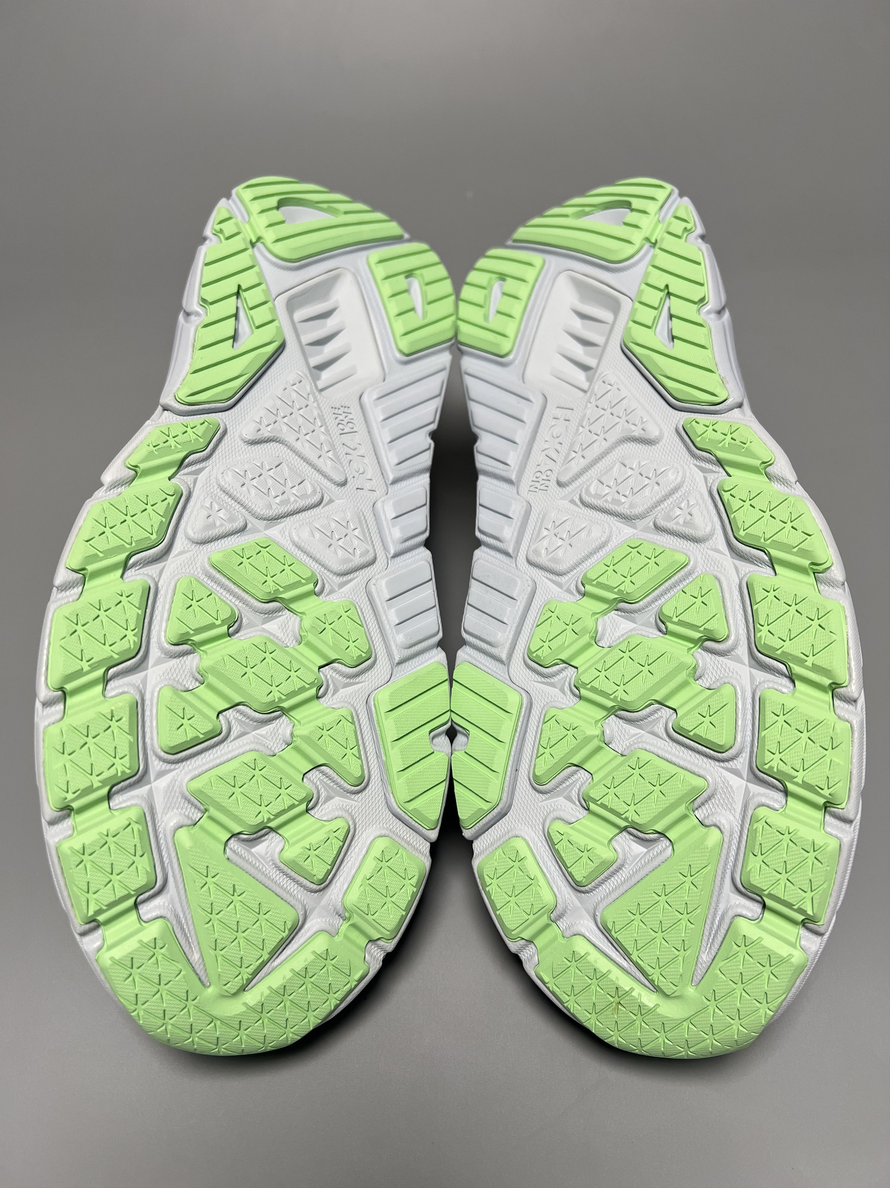 Hoka 14D Hoka One One Arahi 7 Men's Running Shoes Walking Gym Size US 14 / EU 47 - 16 Thumbnail