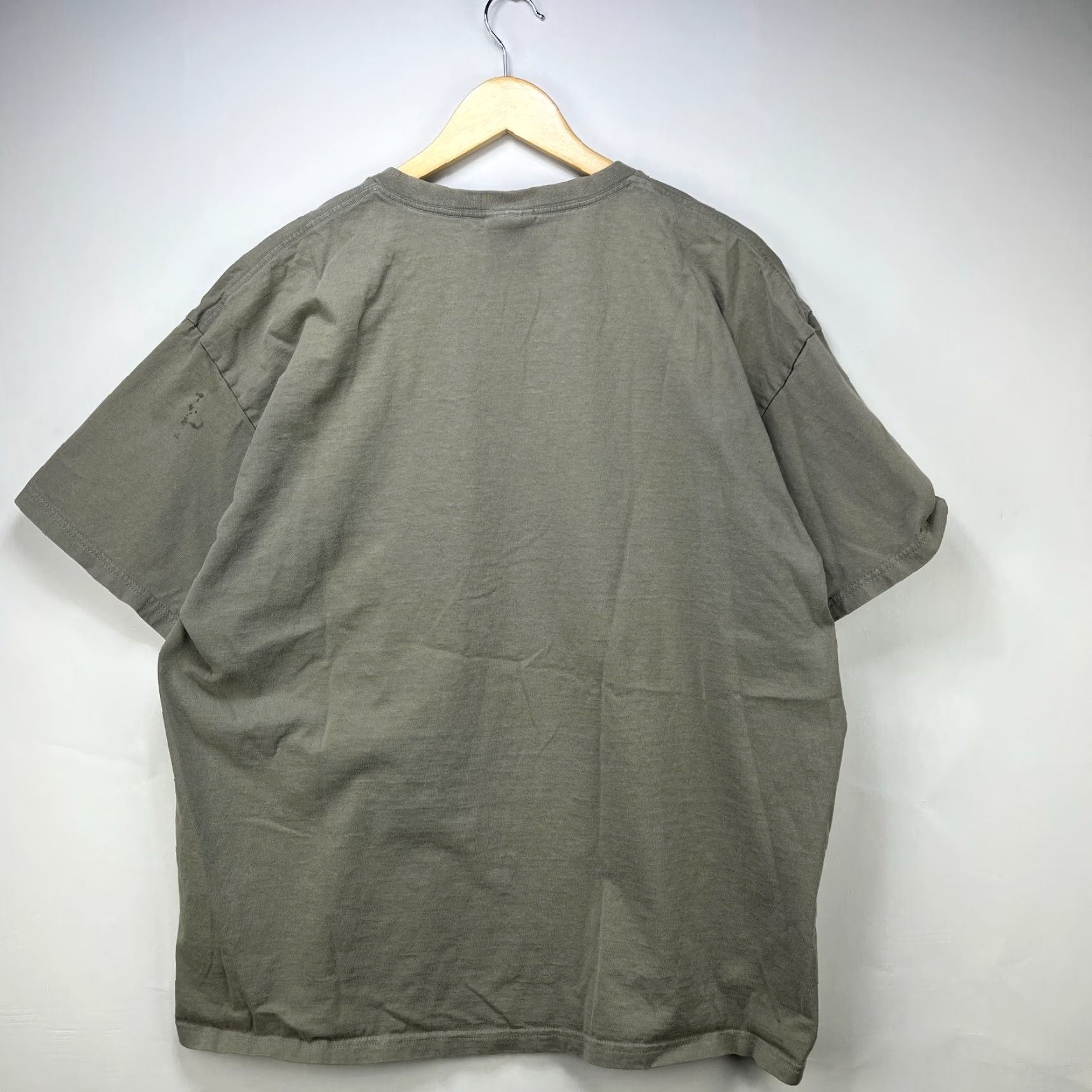Nike VINTAGE Nike T-Shirt Beige XL Swoosh Embroidered Baggy MIN Size US XL / EU 56 / 4 - 7 Thumbnail