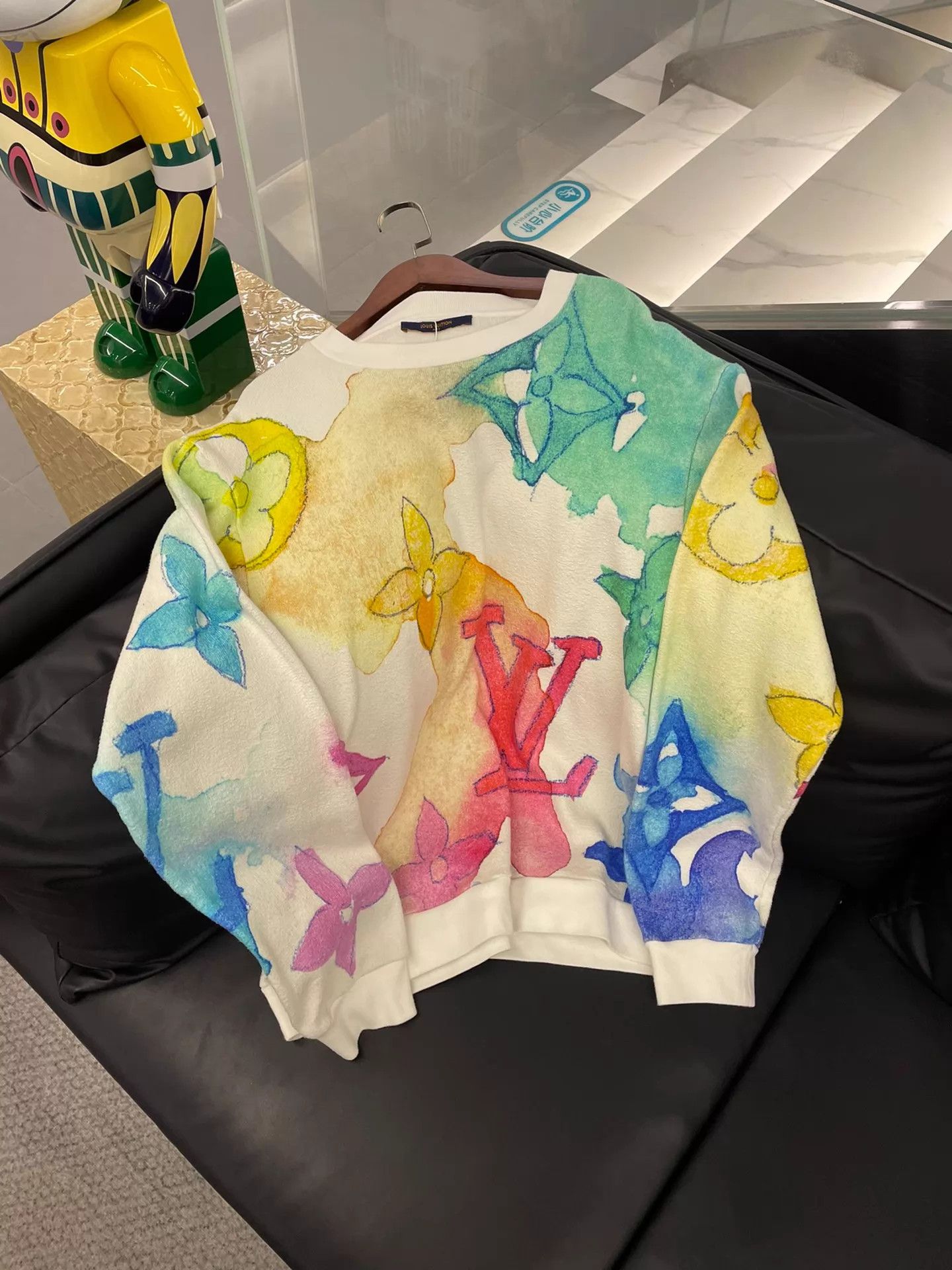 Louis Vuitton Louis Vuitton ink wash good condition XL Size US XL / EU 56 / 4 - 1 Thumbnail