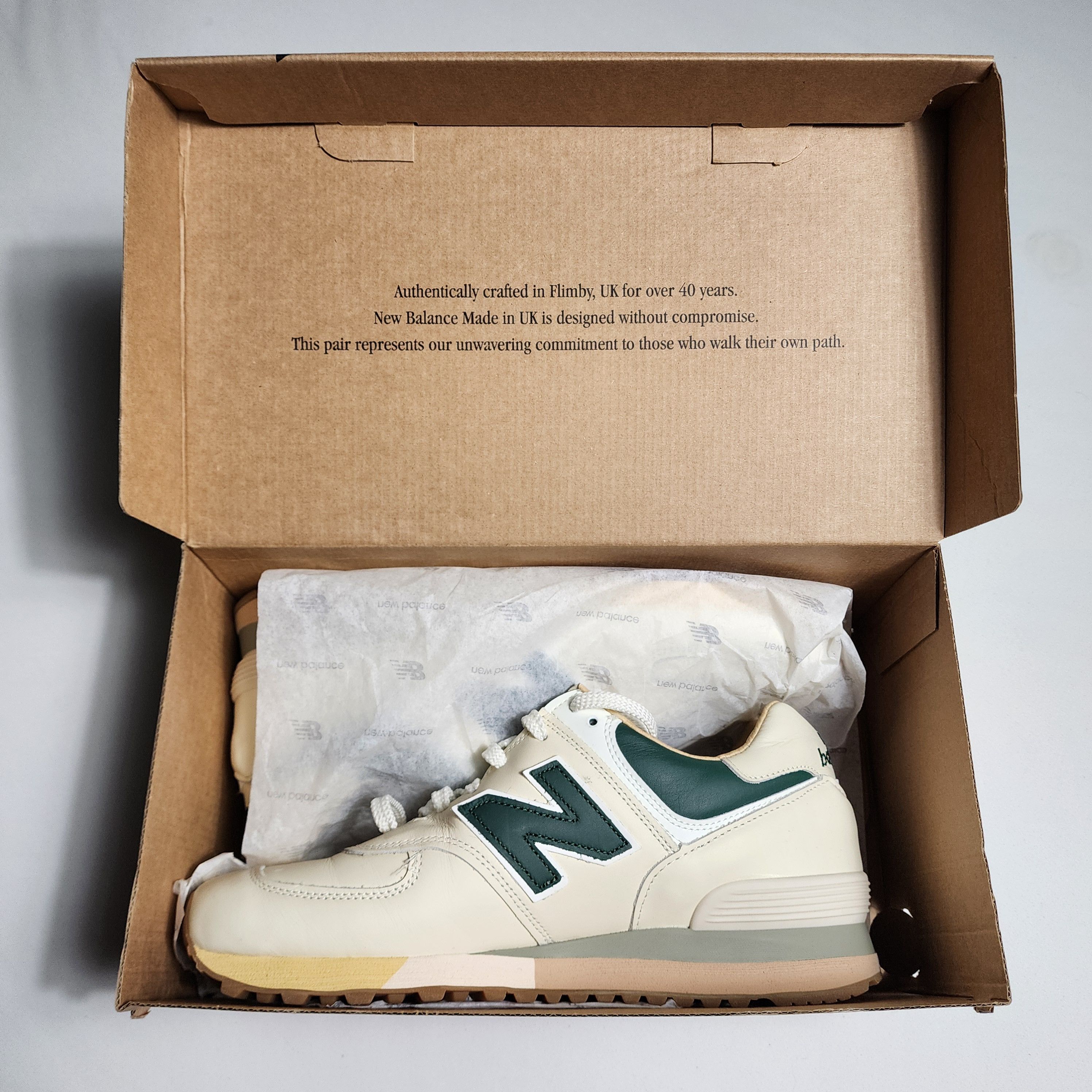New Balance The Apartment x 576 Made in England "Evergreen" Size US 8.5 / EU 41-42 - 13 Thumbnail