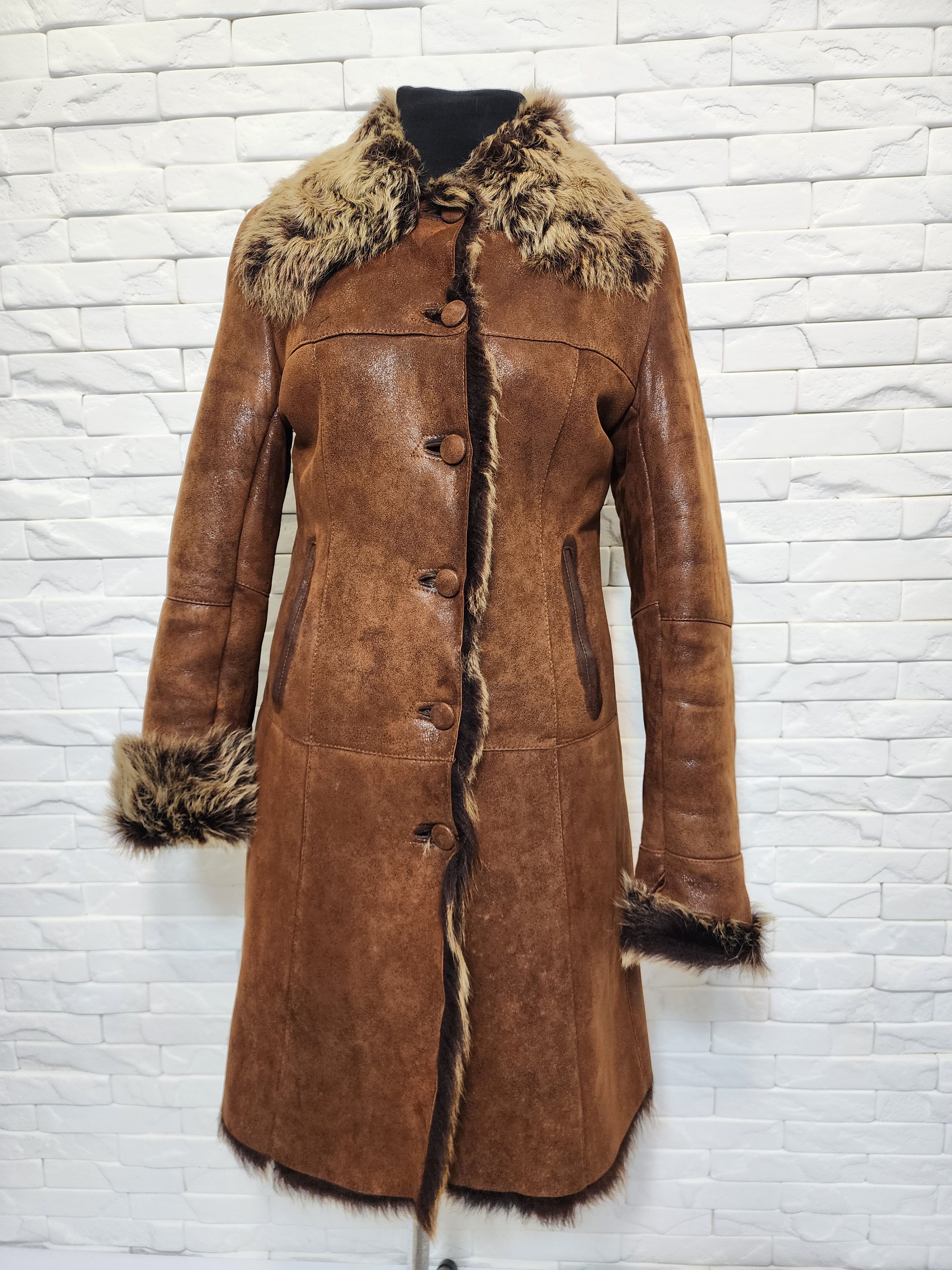 Genuine Leather Brown Sheepskin Coat: Women's Warm Genuine Fur Size S / US 4 / IT 40 - 1 Thumbnail