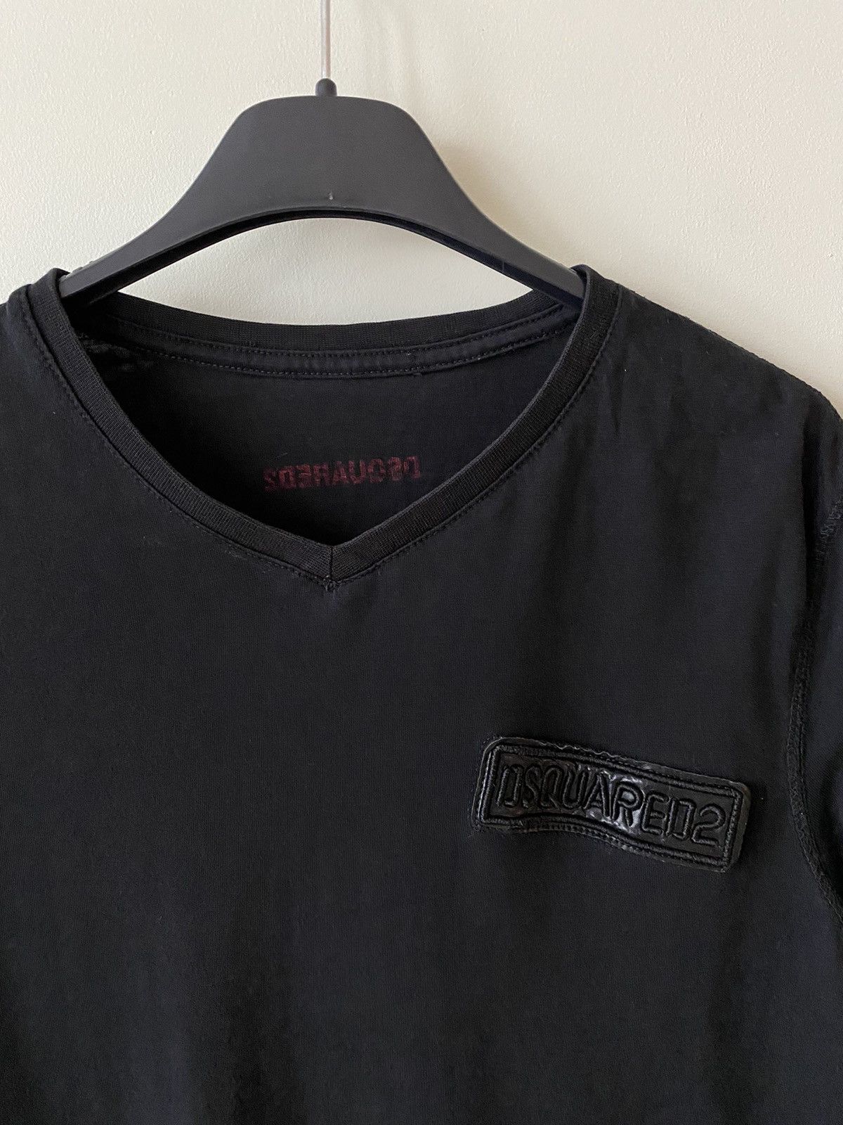 Dsquared2 × Vintage Dsquared2 vintage v neck logo t shirt Size US M / EU 48-50 / 2 - 3 Thumbnail