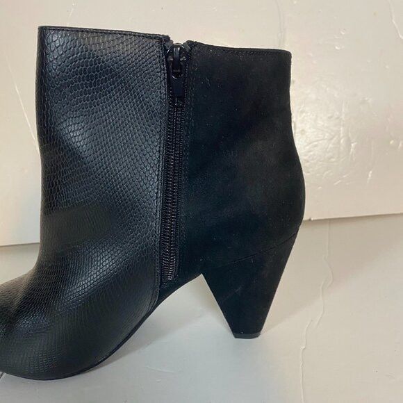 Other LifeStride Pointed Toe Black Snakeskin Ankle Boots Sz 7W Size US 7 / IT 37 - 4 Thumbnail