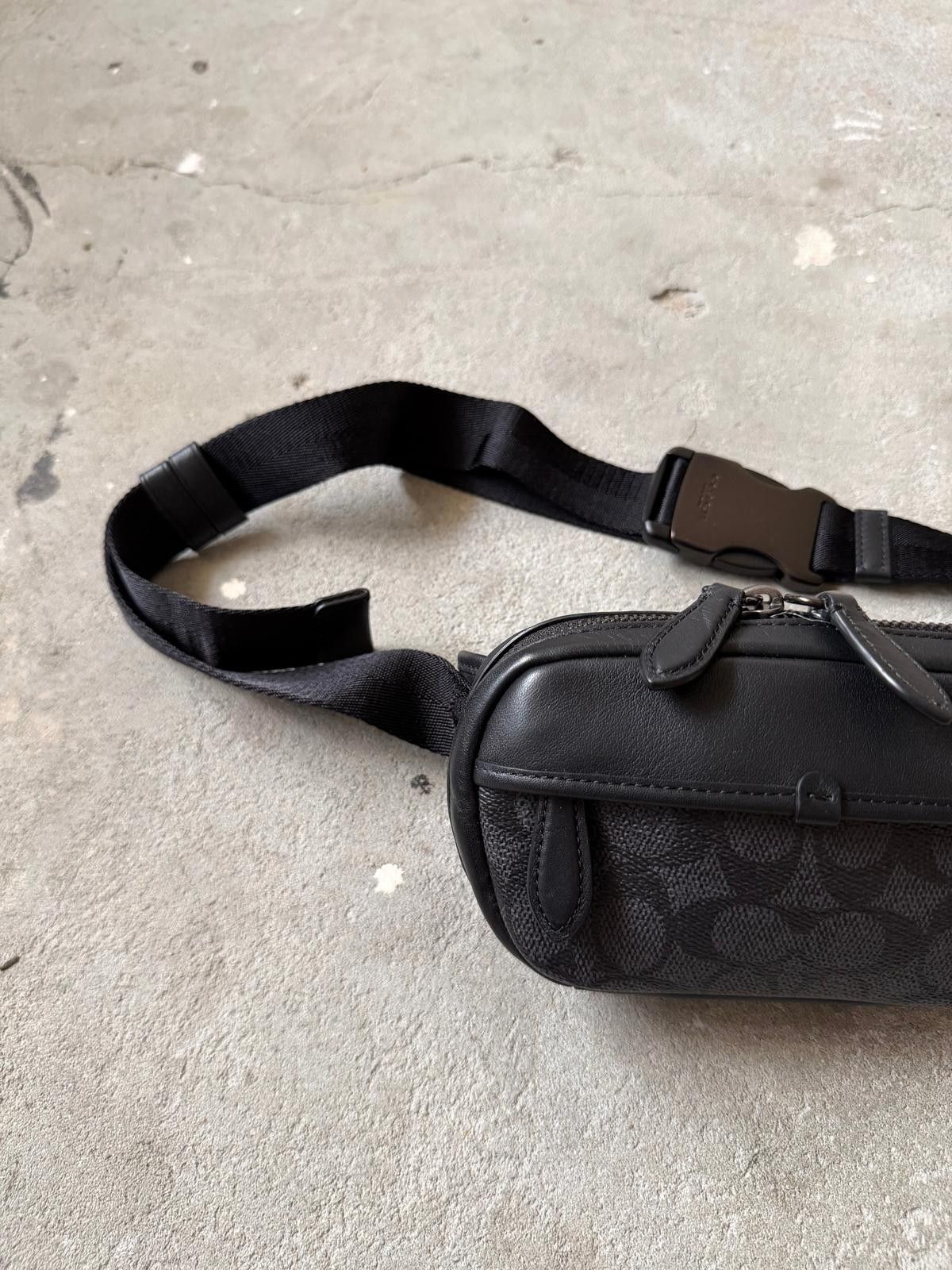 Coach Coach Signature Charter Mini Body Bag Black Size ONE SIZE - 2 Thumbnail
