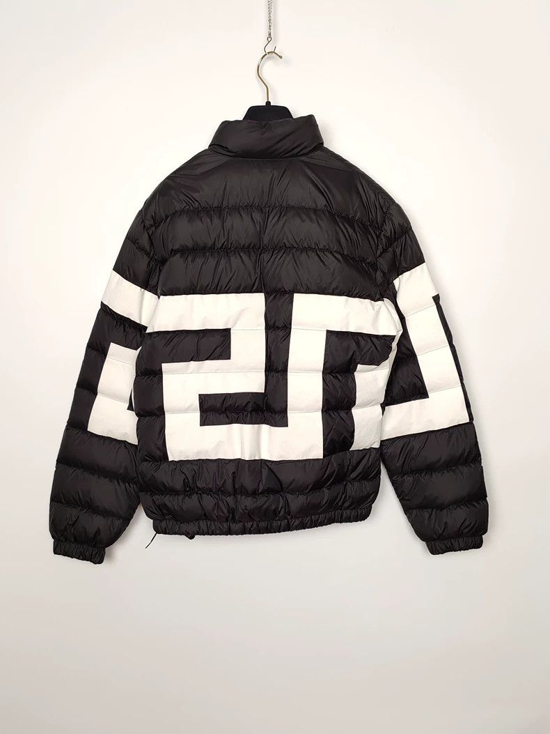 Versace Versace Greek back-pattern stand-up collar down jacket Size US S / EU 44-46 / 1 - 2 Thumbnail