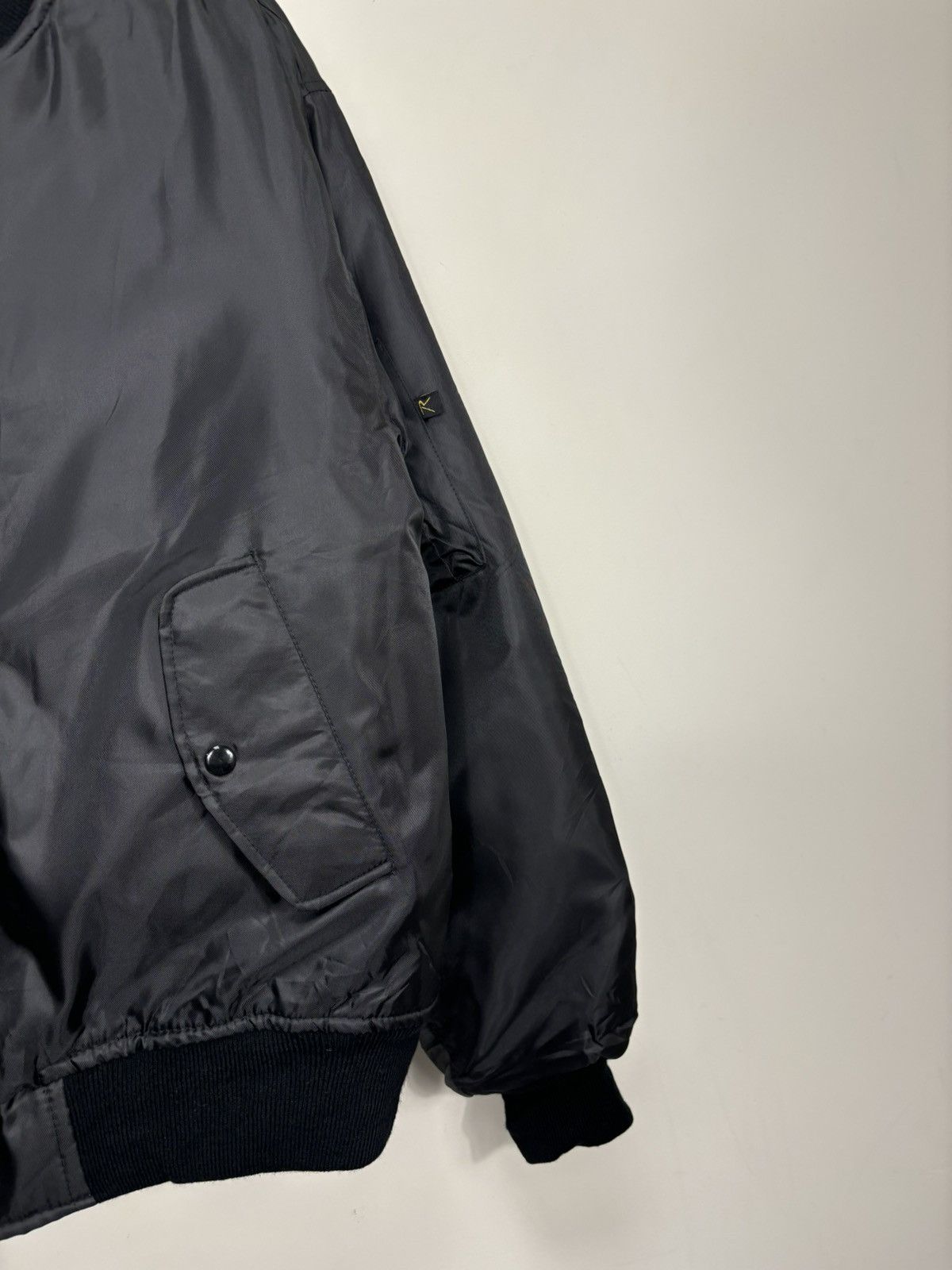 Vintage Vintage MA-1 Black Military Reversible Flight Bomber Jacket Size US XL / EU 56 / 4 - 7 Thumbnail