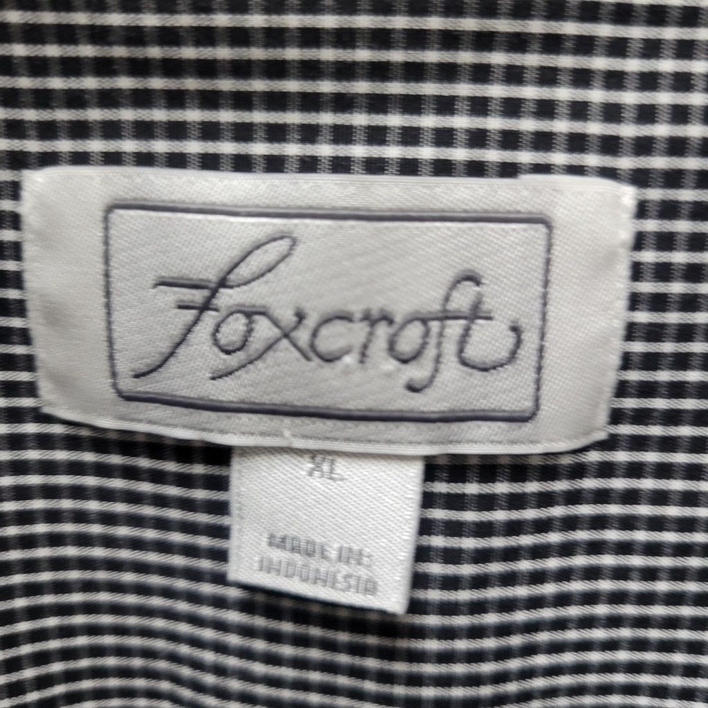 Other Foxcroft Women's Wrinkle Free V-Neck Button Up Long-Sleeve Size XL / US 12-14 / IT 48-50 - 6 Thumbnail