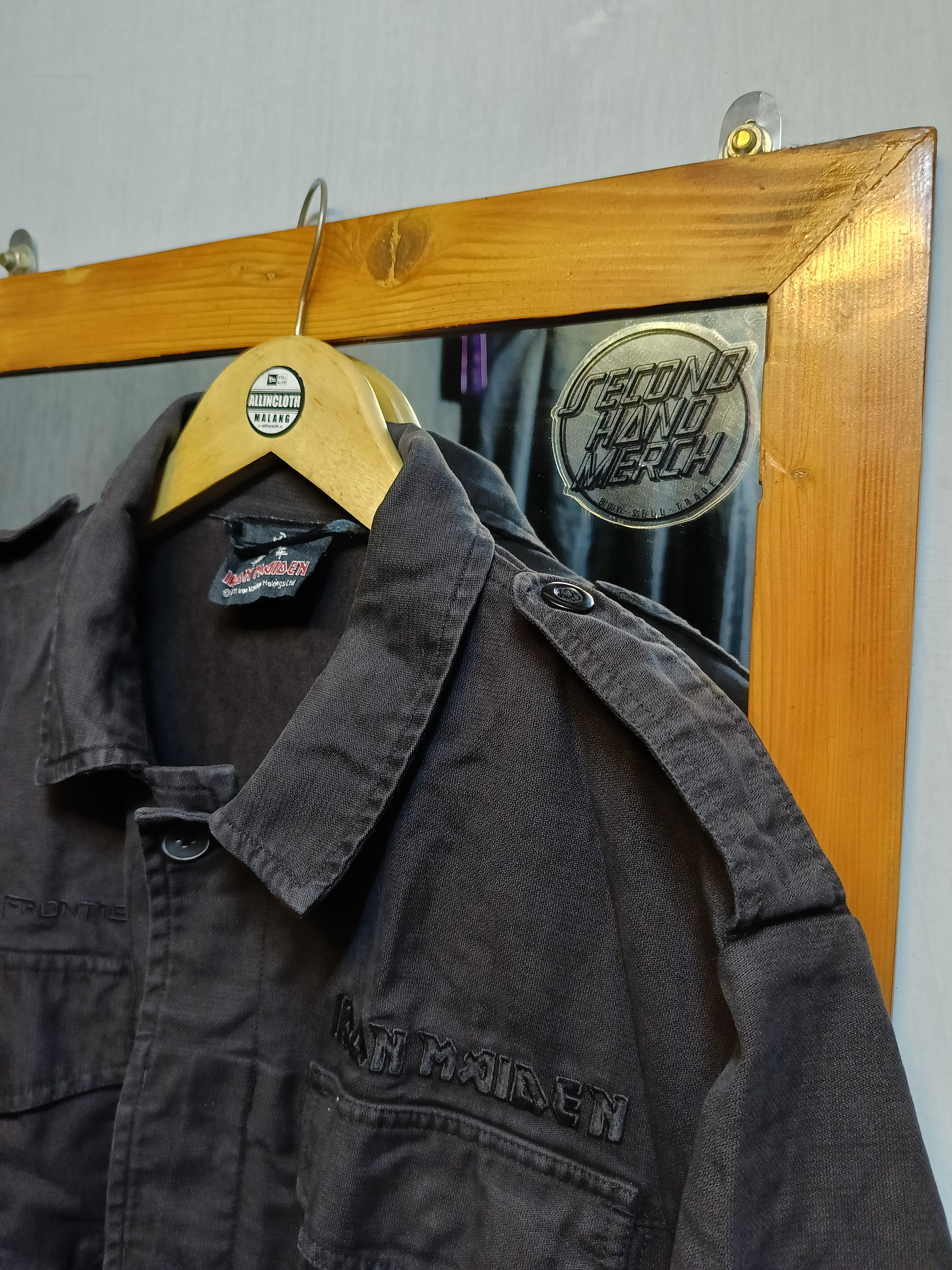 Iron Maiden Iron Maiden The Final Frontier Worker Shirt Size US L / EU 52-54 / 3 - 2 Thumbnail