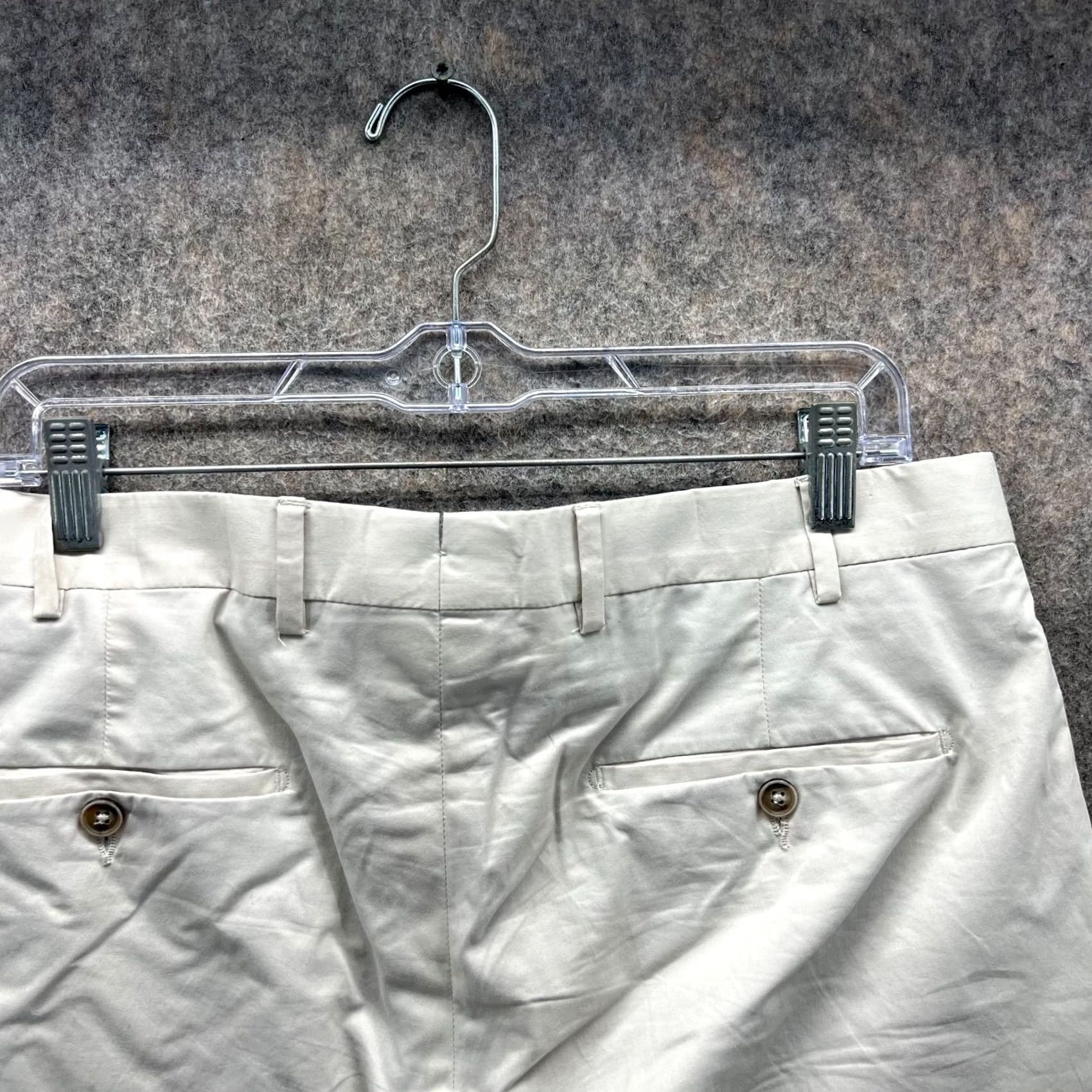 Peter Millar VINTAGE? No. Peter Millar Pants Men 33 Regular Chino Baggy? No. Beige Khaki Pleated Cotton Tailored? No Size US 33 - 6 Thumbnail