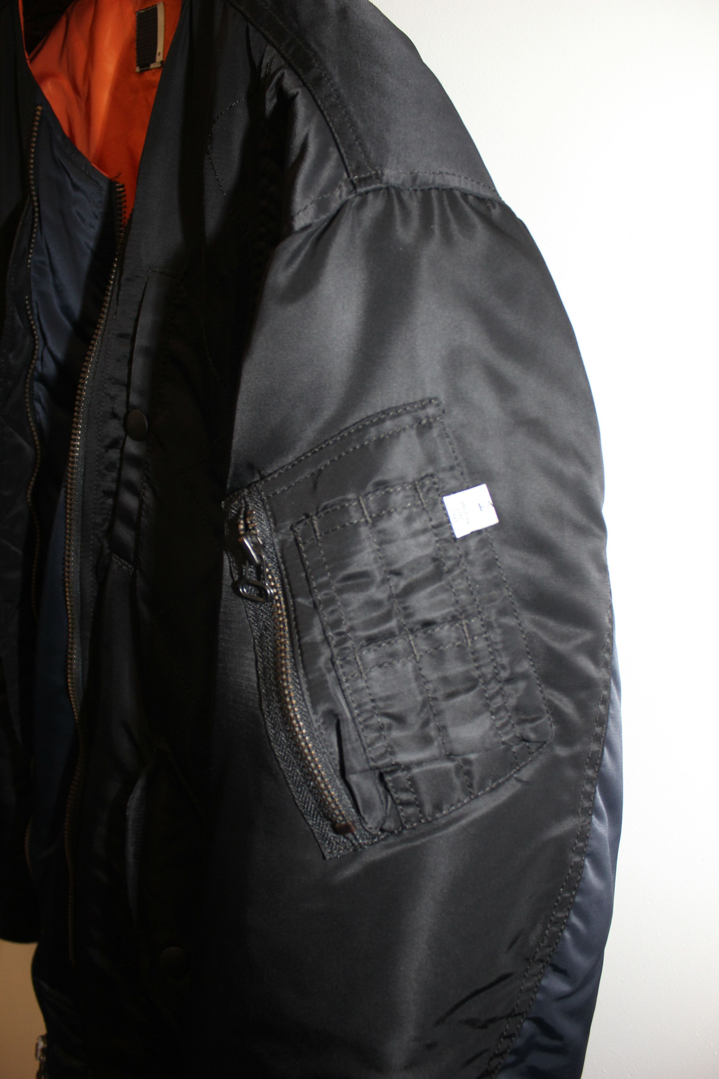 Facetasm Facetasm AVIREX DOGS MA-1 JACKET Size US XL / EU 56 / 4 - 4 Thumbnail