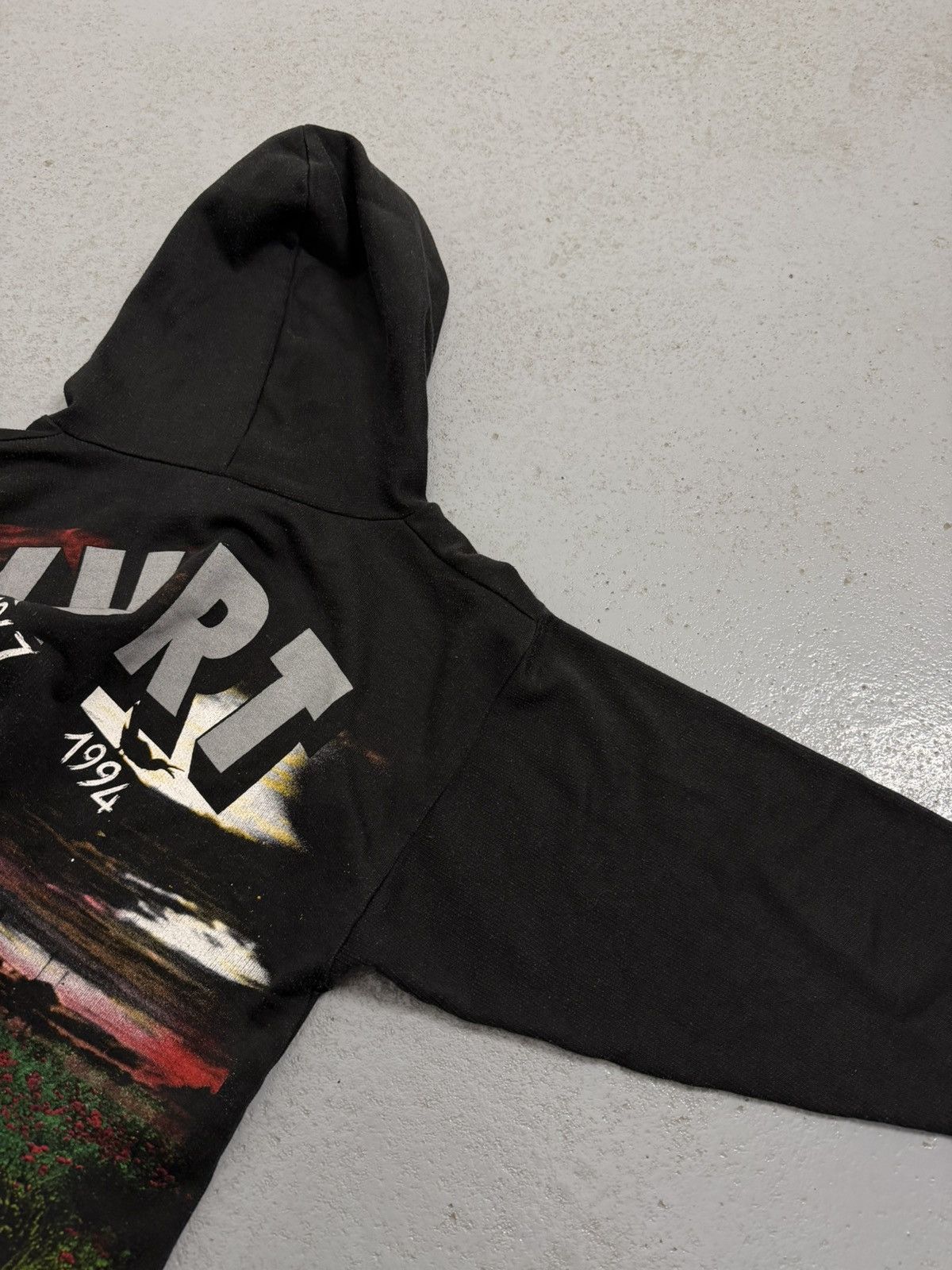 Band Tees Vintage 1994 Kurt Cobain Empire Overprinted Hoodie Size US M / EU 48-50 / 2 - 19 Thumbnail