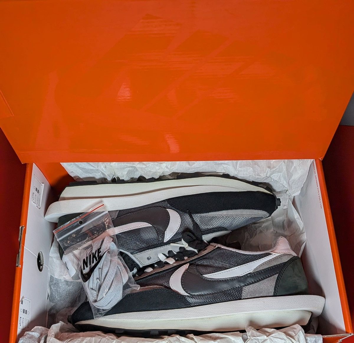 Nike Size 11.5 - Nike Sacai x LDWaffle Black Size US 11.5 / EU 44-45 - 9 Thumbnail