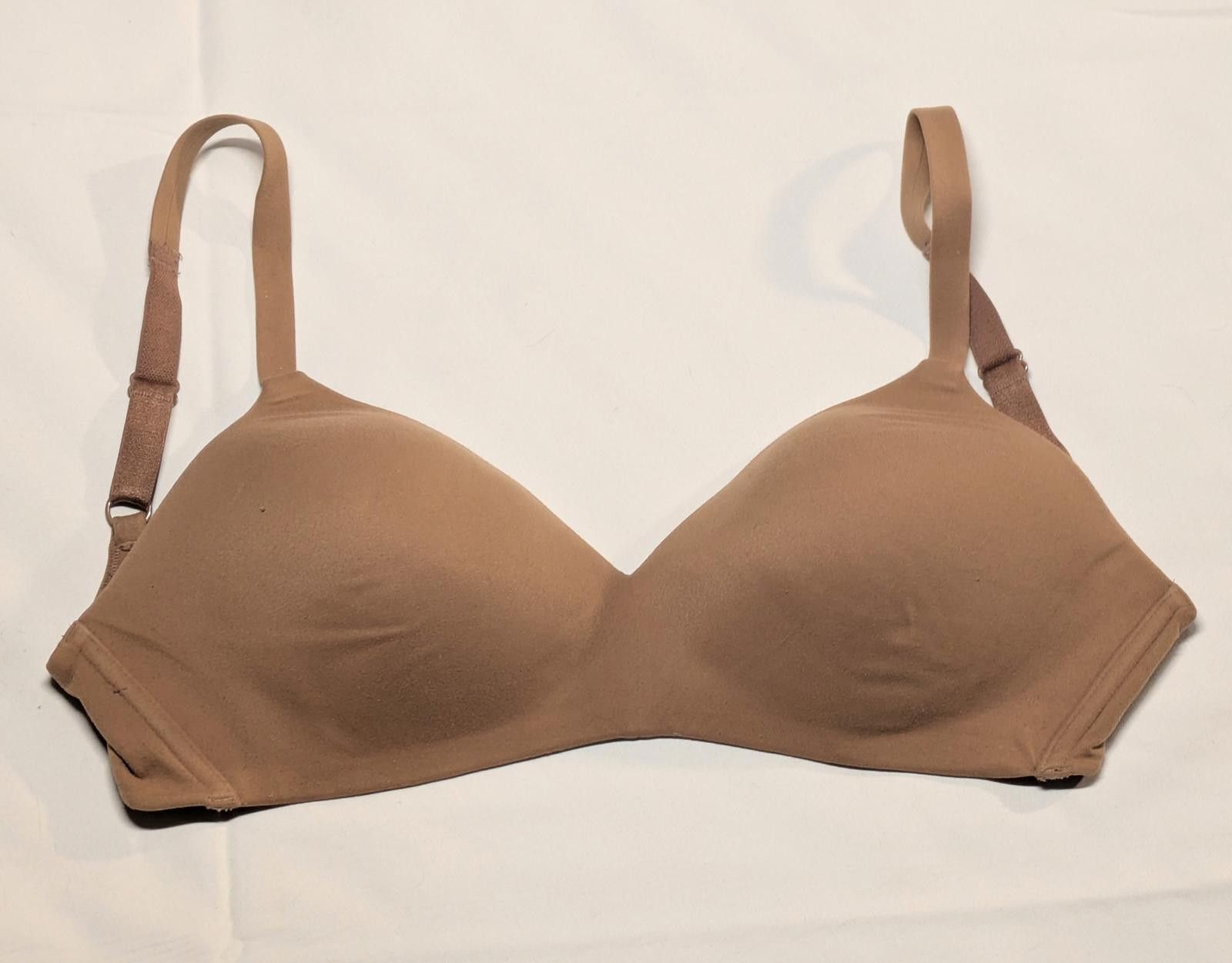 Other Wacoal 32DD Molded Padded Wireless Mocha Bra EUC Size ONE SIZE - 1 Thumbnail
