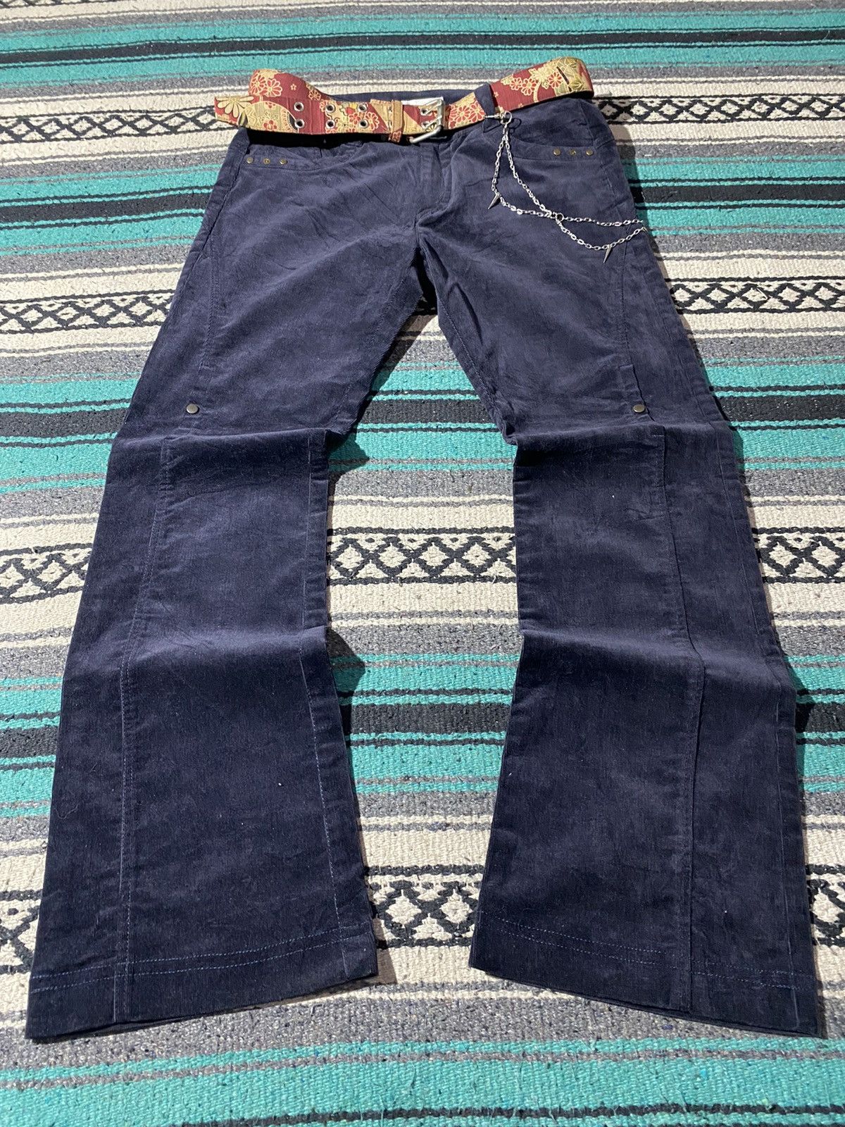 If Six Was Nine × Japanese Brand × Le Grande Bleu (L.G.B.) 2000s - Re-mix Flared Corduroy Pants Size US 28 / EU 44 - 2 Thumbnail