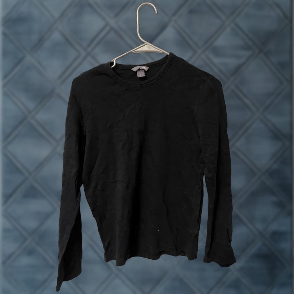 H&M H&M Solid Black Crew Neck Sweater Women's Small Long Sleeve Logo Size S / US 4 / IT 40 - 1 Thumbnail