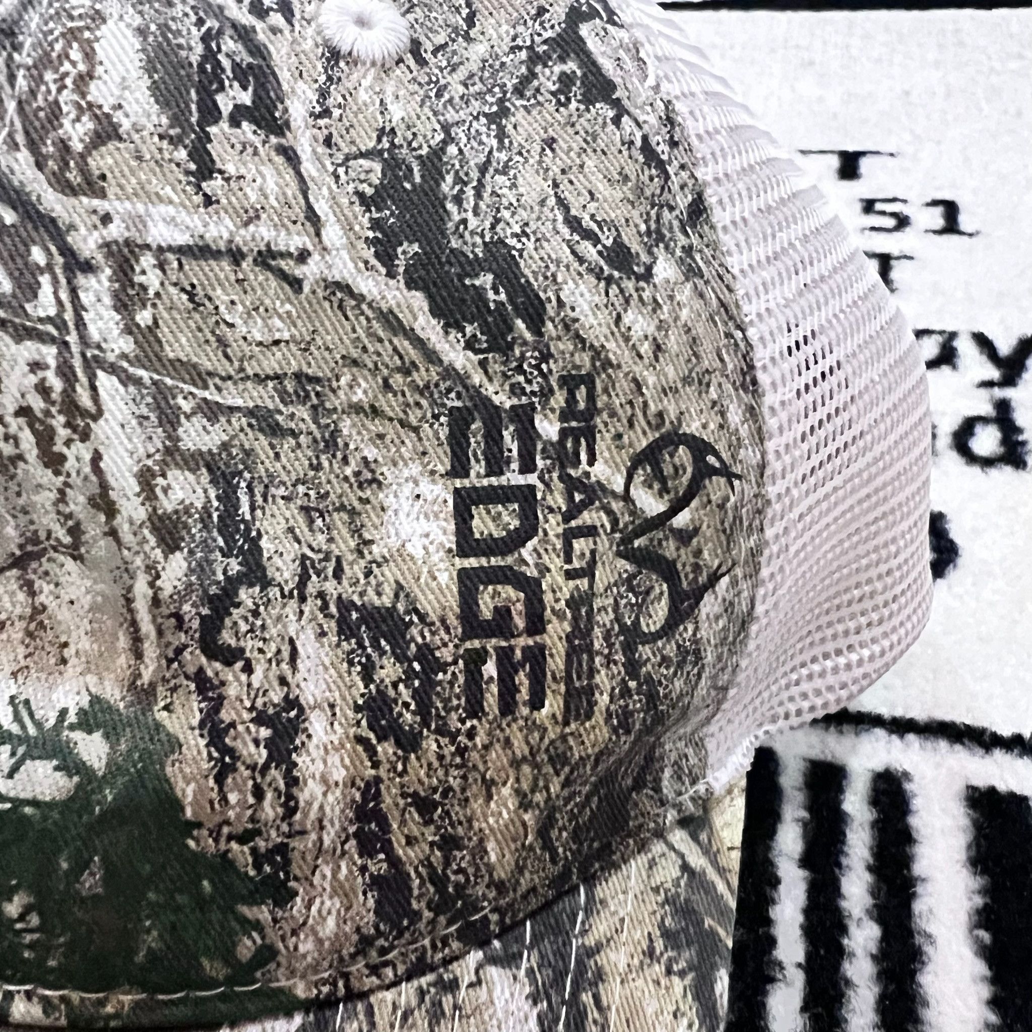 Realtree Real Tree Edge Mesh Back Outdooor Camo Hat - One Size. Size ONE SIZE - 6 Thumbnail