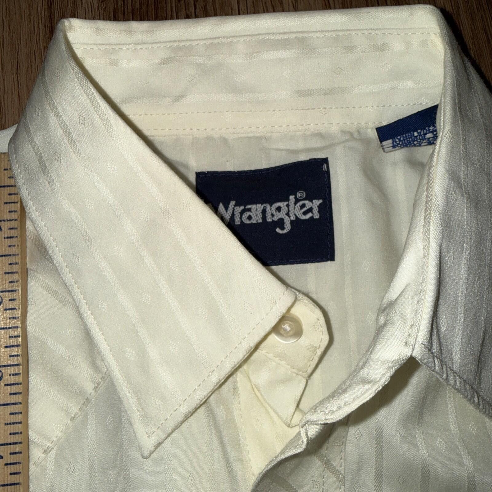 Wrangler Wrangler Men’s M Dobby Stripe Pearl Snap Western Shirt Cream Size US M / EU 48-50 / 2 - 9 Thumbnail