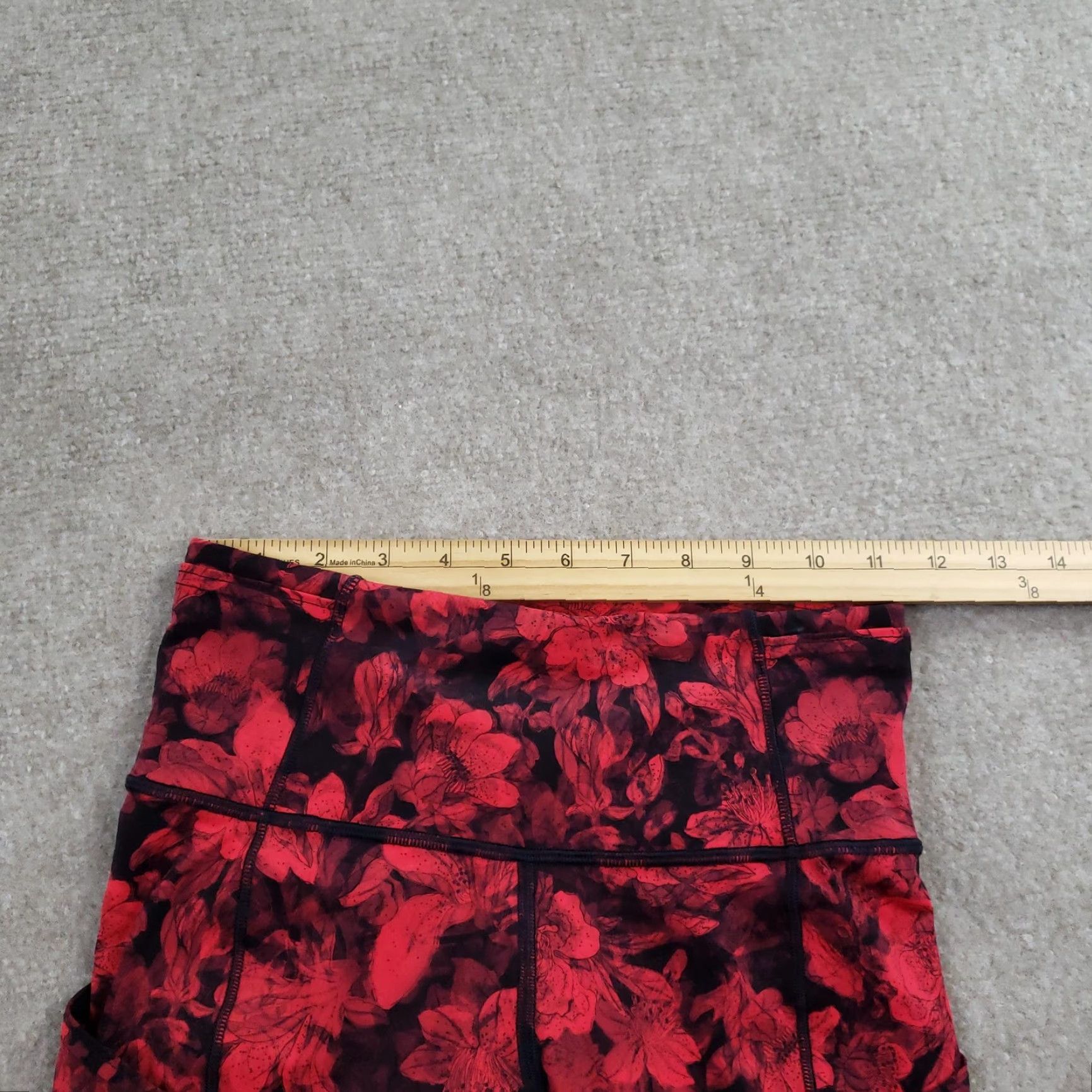 Lululemon Lululemon Leggings Womens 4 Red Floral High Rise Ankle 7/8 Pockets Reflective Activewear Yoga Running Gym 24 in Inseam Womens Size 27" / US 4 / IT 40 - 5 Thumbnail