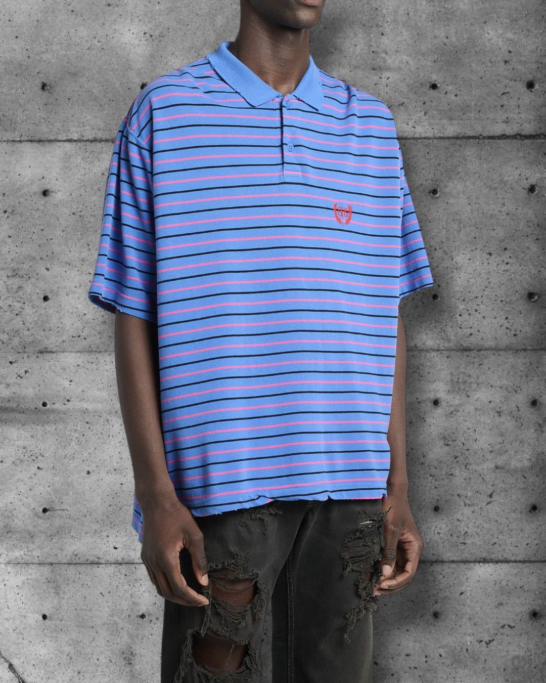 Balenciaga Balenciaga Blue Pink Striped Oversized Polo Shirt Runway Size US L / EU 52-54 / 3 - 4 Thumbnail