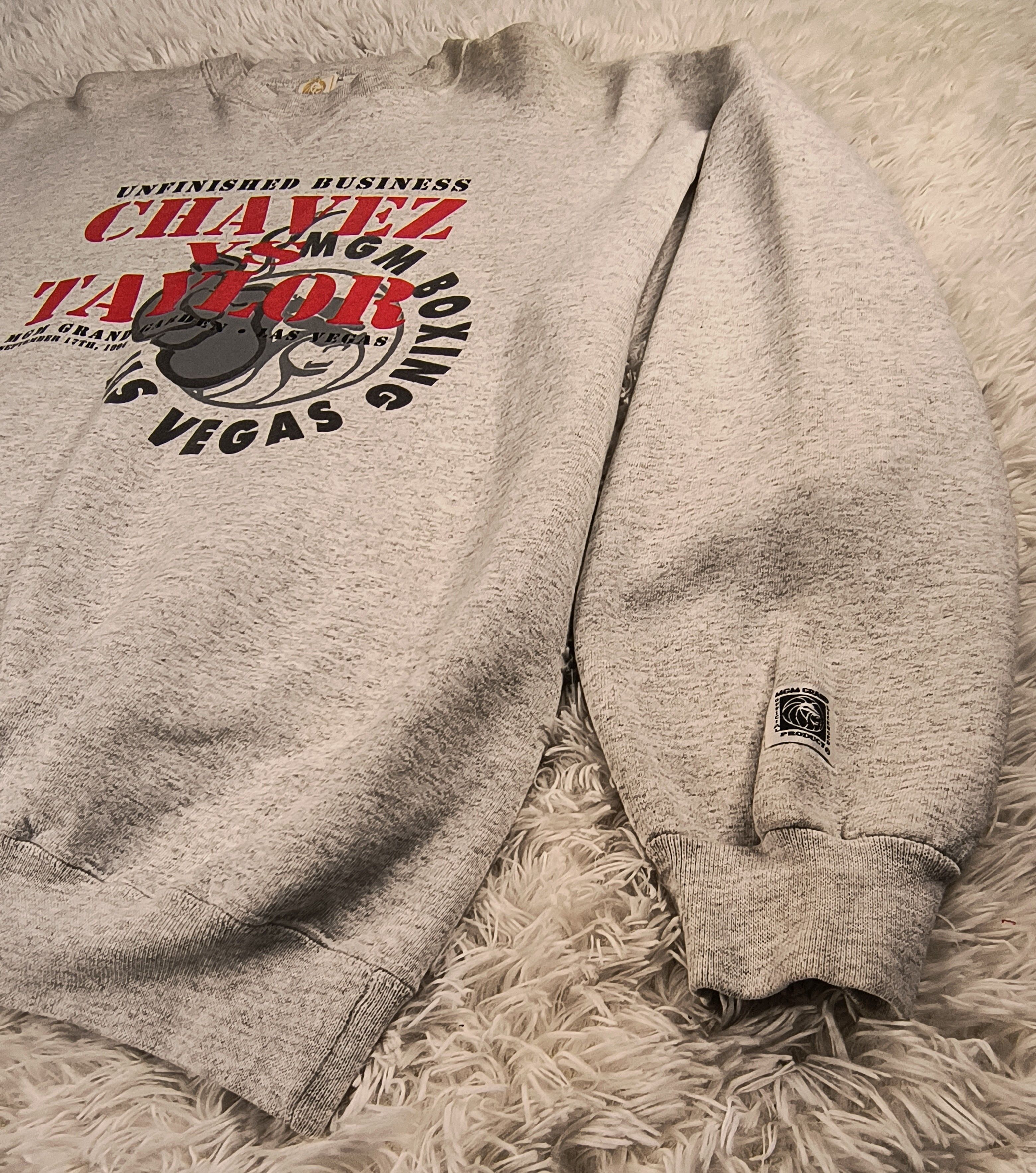Vintage Vintage Chavez vs Taylor MGM Grand 1994 crewneck sweatshirt Size US XL / EU 56 / 4 - 3 Thumbnail