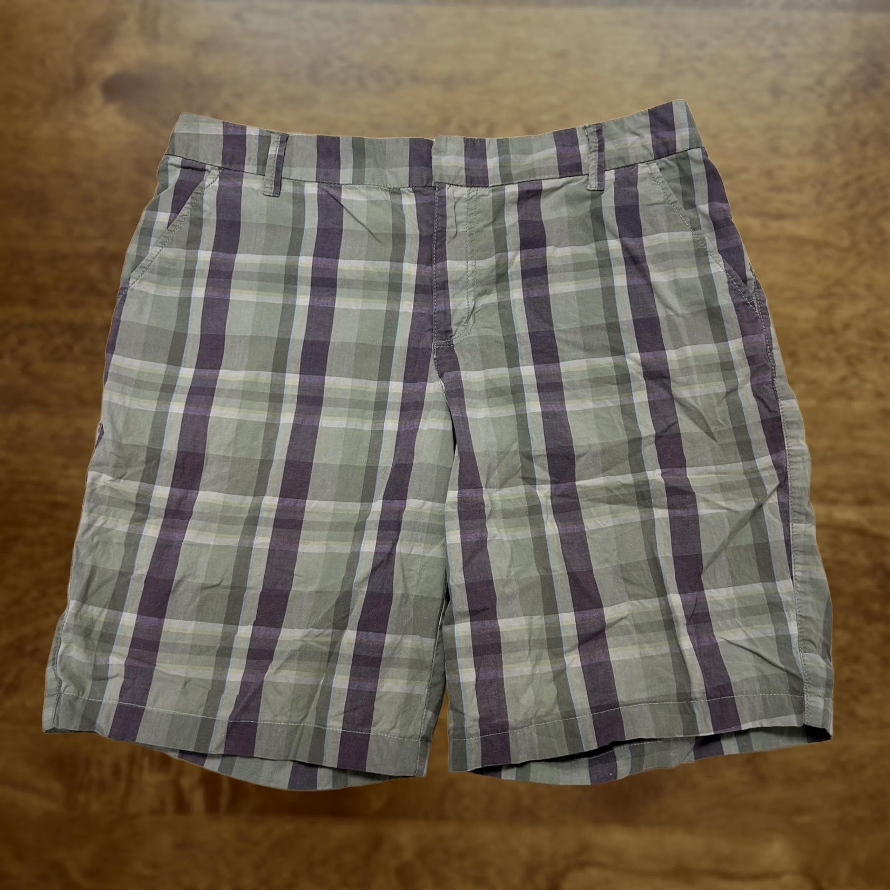 Vintage Jamaica Bay Womens Bermuda Shorts Size 10 Green Plaid Stretch Casual Summer Size 32" / US 10 / IT 46 - 1 Thumbnail