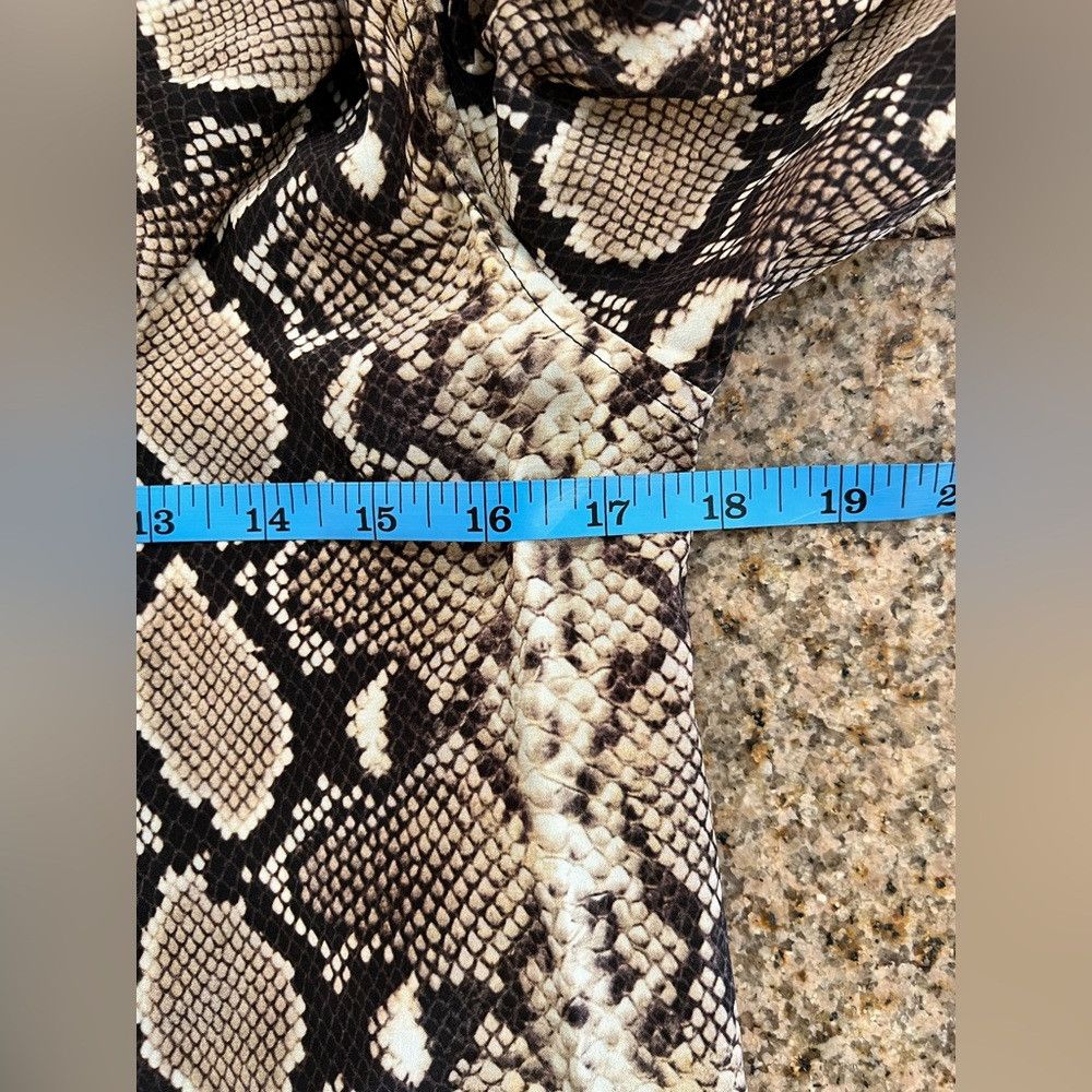 The Kooples The Kooples 100% Silk Snakeskin Print Button Front Shirt Size XS / US 0-2 / IT 36-38 - 6 Thumbnail
