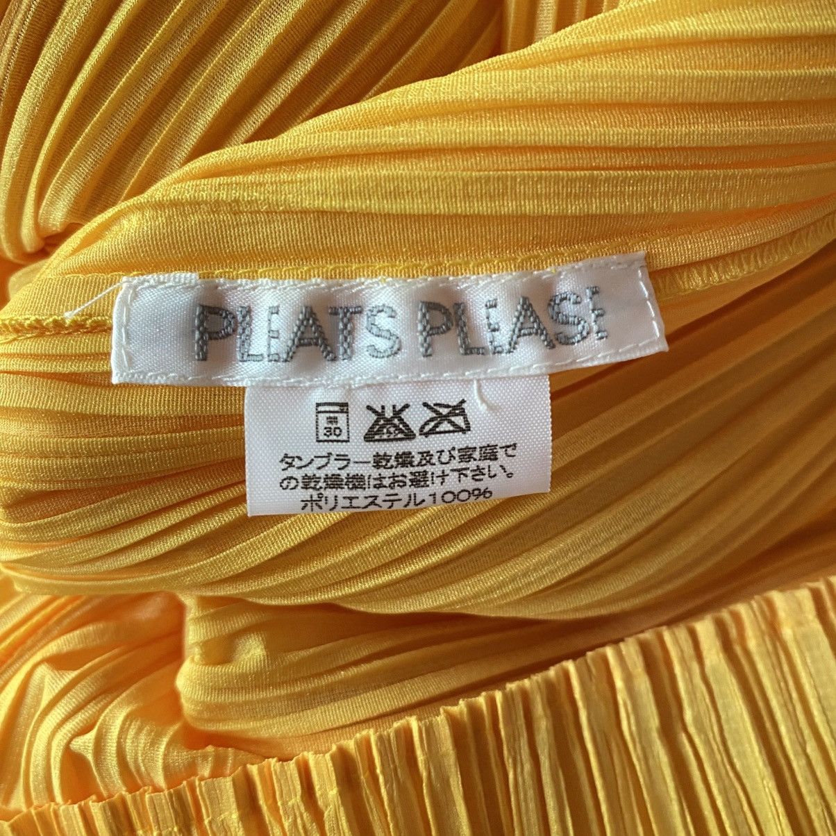 Pleats Please Issey Miyake Pleats Please Issey Miyake Sunshine Pleated Yellow Shirt Size M / US 6-8 / IT 42-44 - 4 Thumbnail