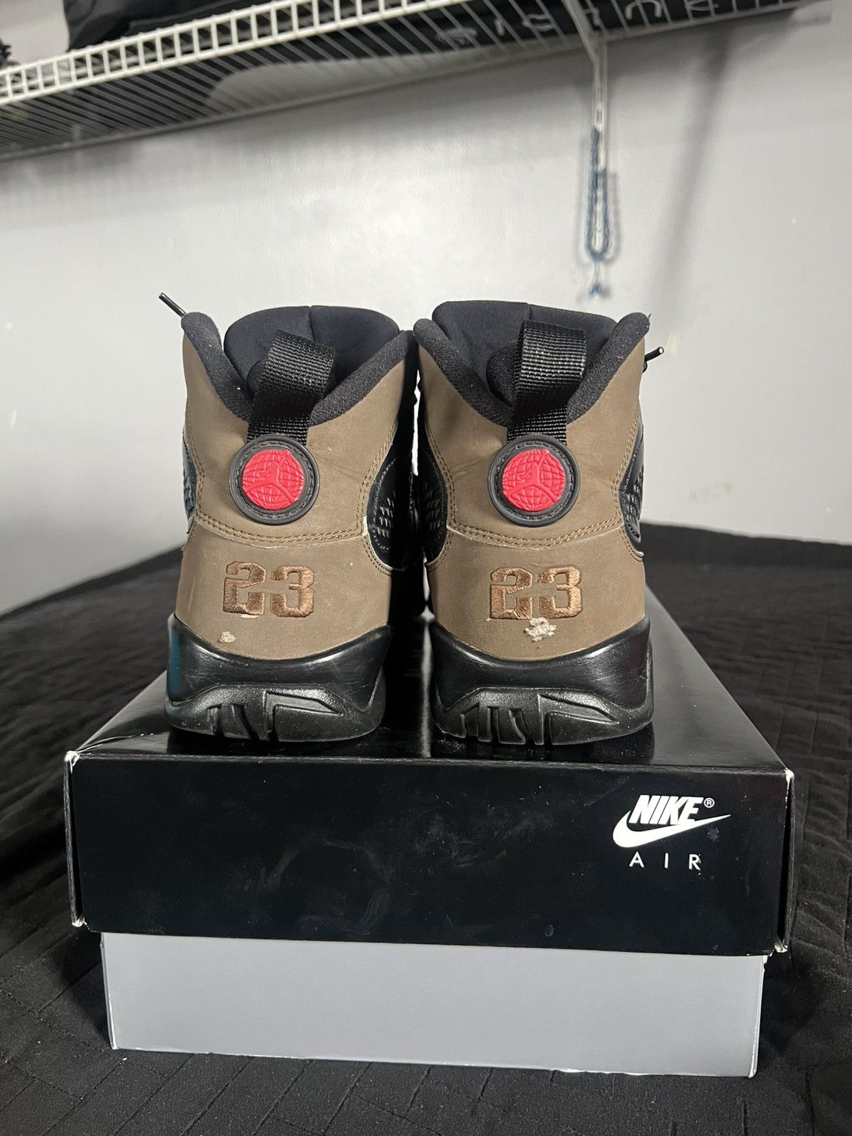Jordan Brand × Nike Air Jordan 9 “Olive” 2012 Retro Size US 7.5 / EU 40-41 - 4 Thumbnail