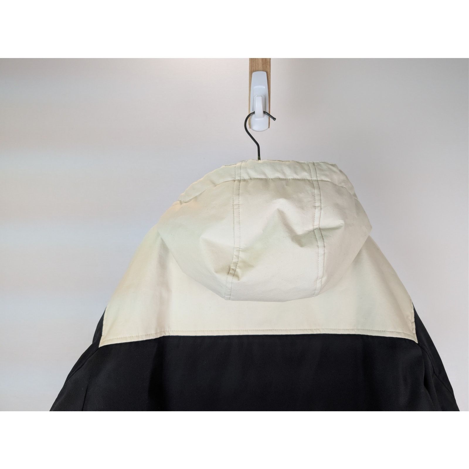 Gucci o1rshd1 Padded Down Jacket in Black/White Size US M / EU 48-50 / 2 - 11 Thumbnail