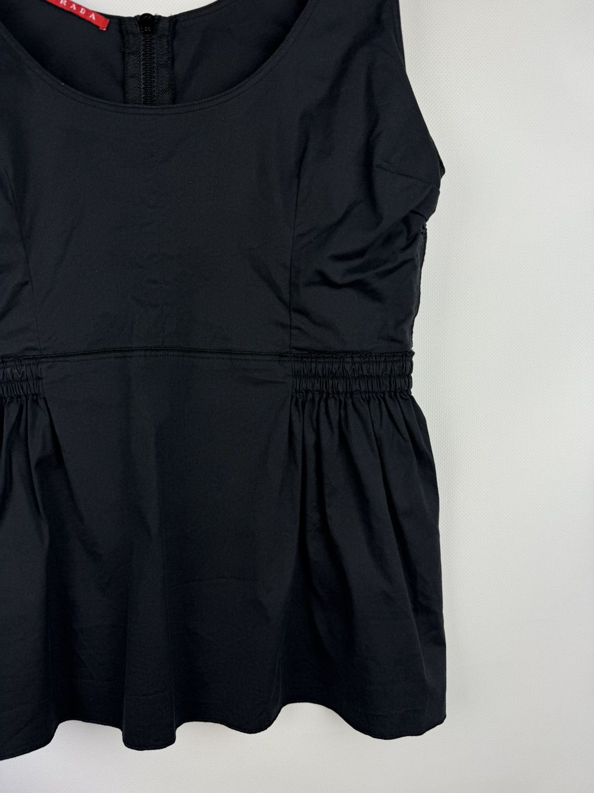 Prada × Vintage Prada Ladies Sleeveless Tank Top Blouse Size 44 Size M / US 6-8 / IT 42-44 - 6 Thumbnail